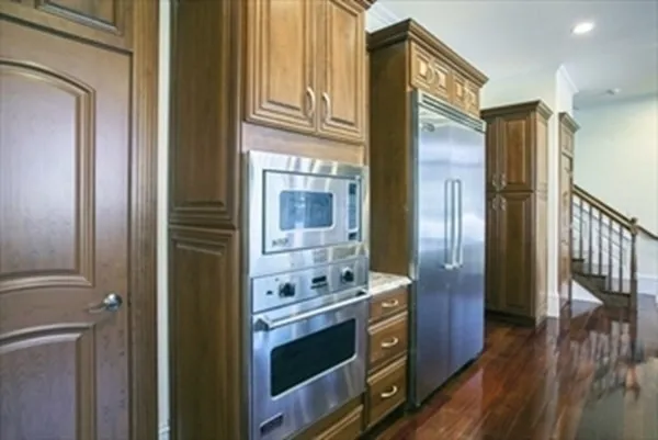 75 Woodfall Rd, Belmont