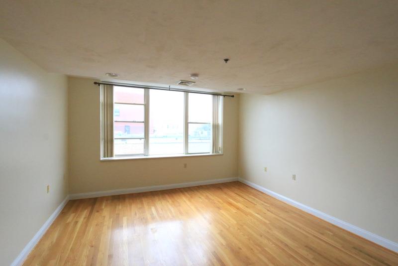 15 Pearl St, Central Square