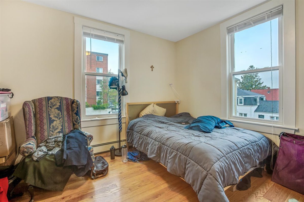 21 Monastery Rd, Brighton