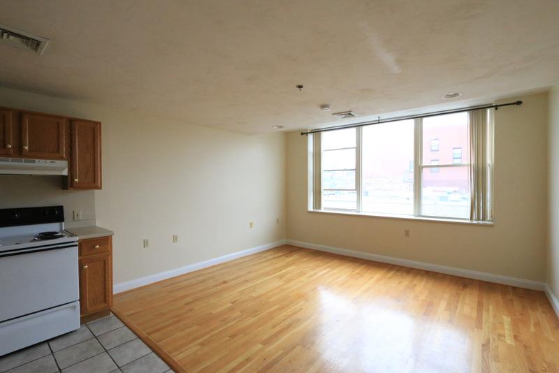 15 Pearl St, Central Square