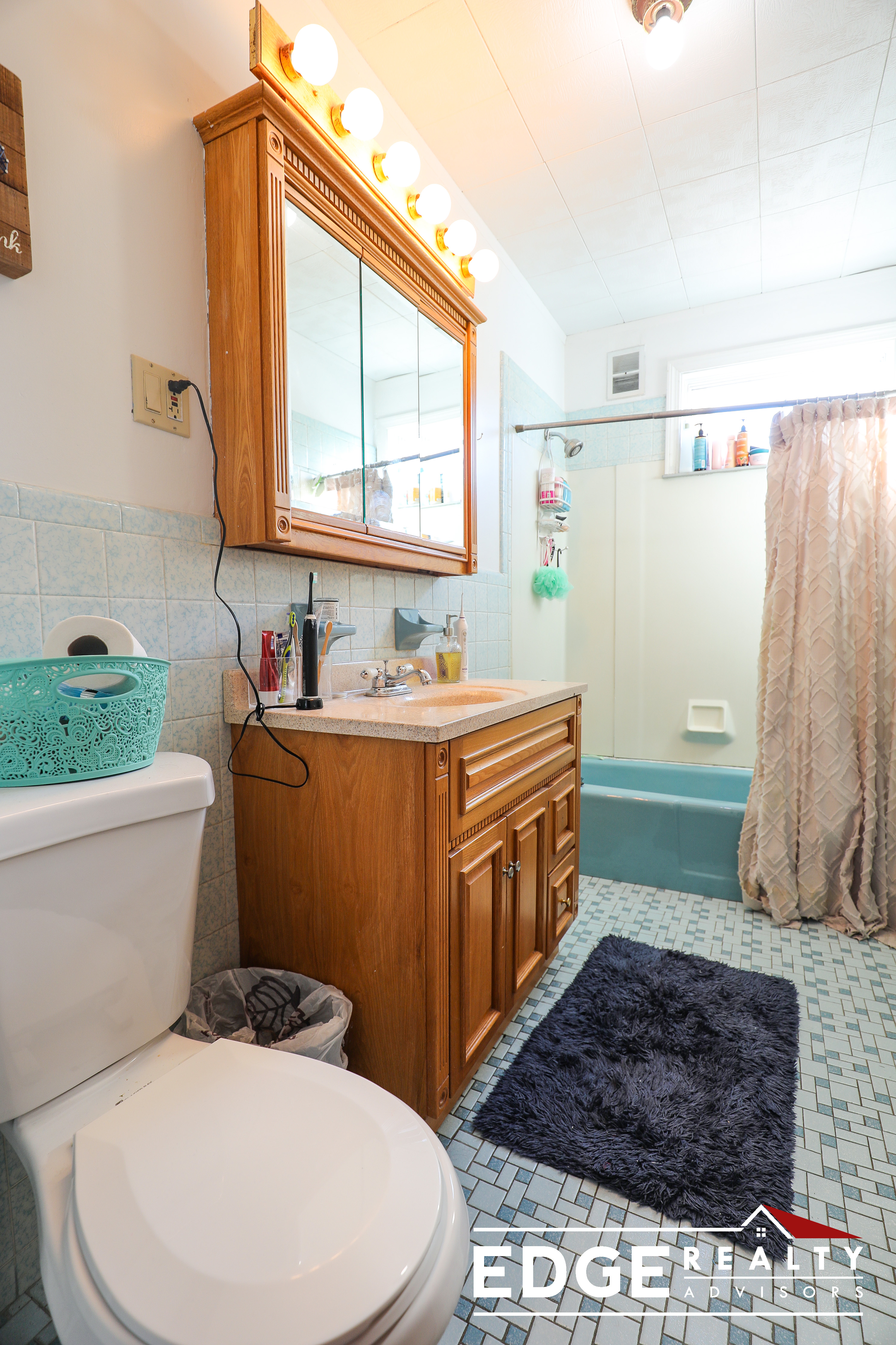 494 Washington St, Brighton