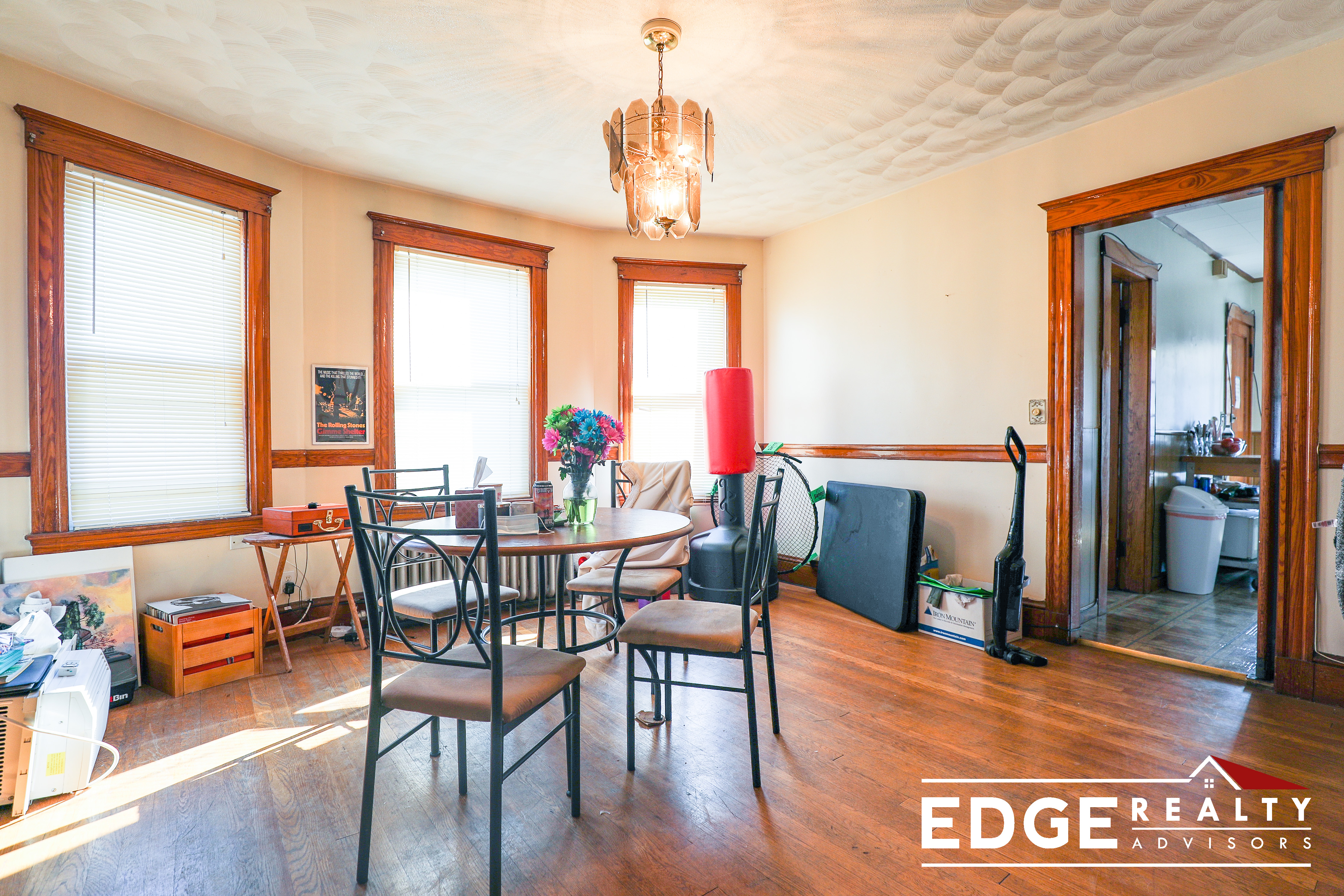 494 Washington St, Brighton