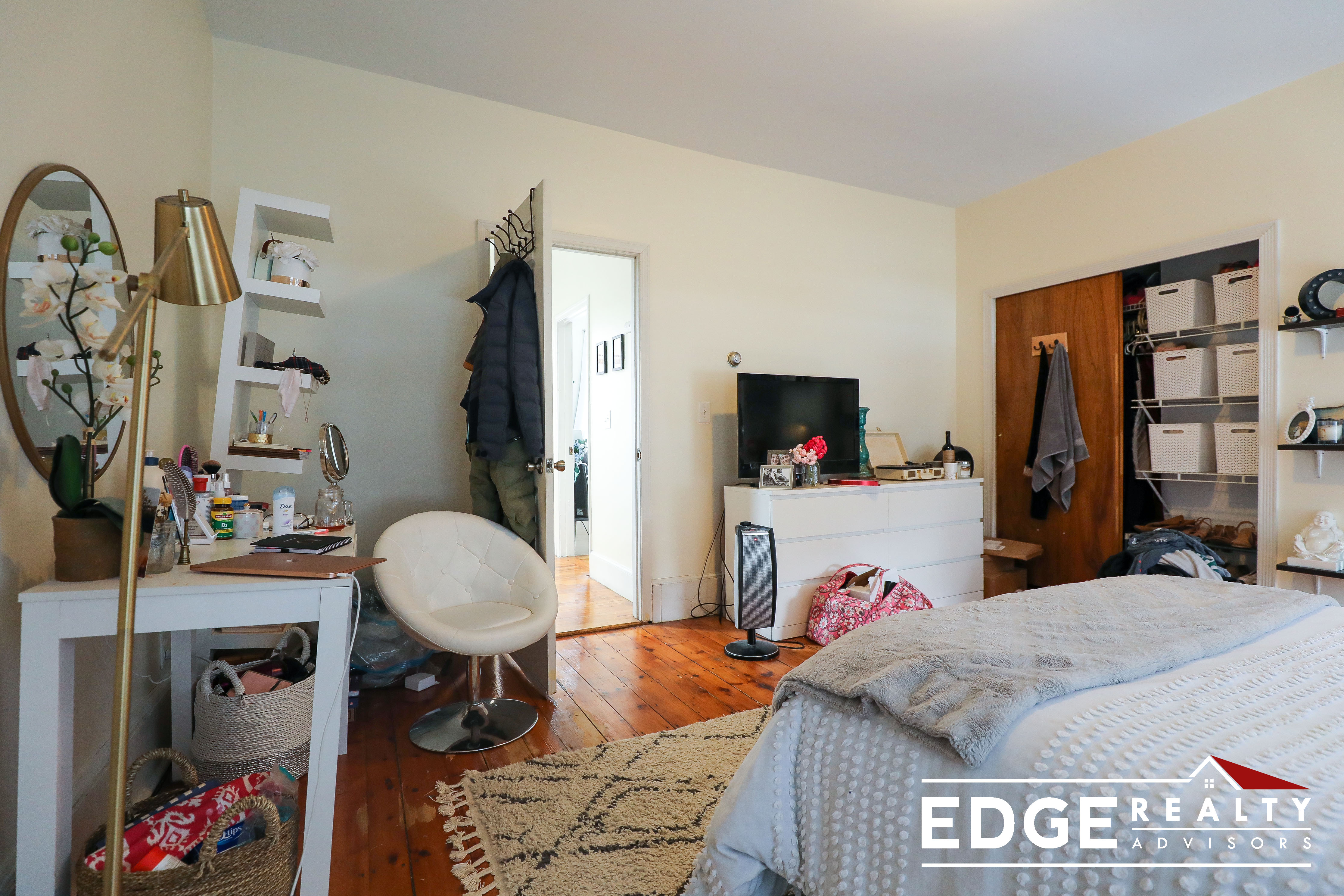 8 Woodmont St, Brighton