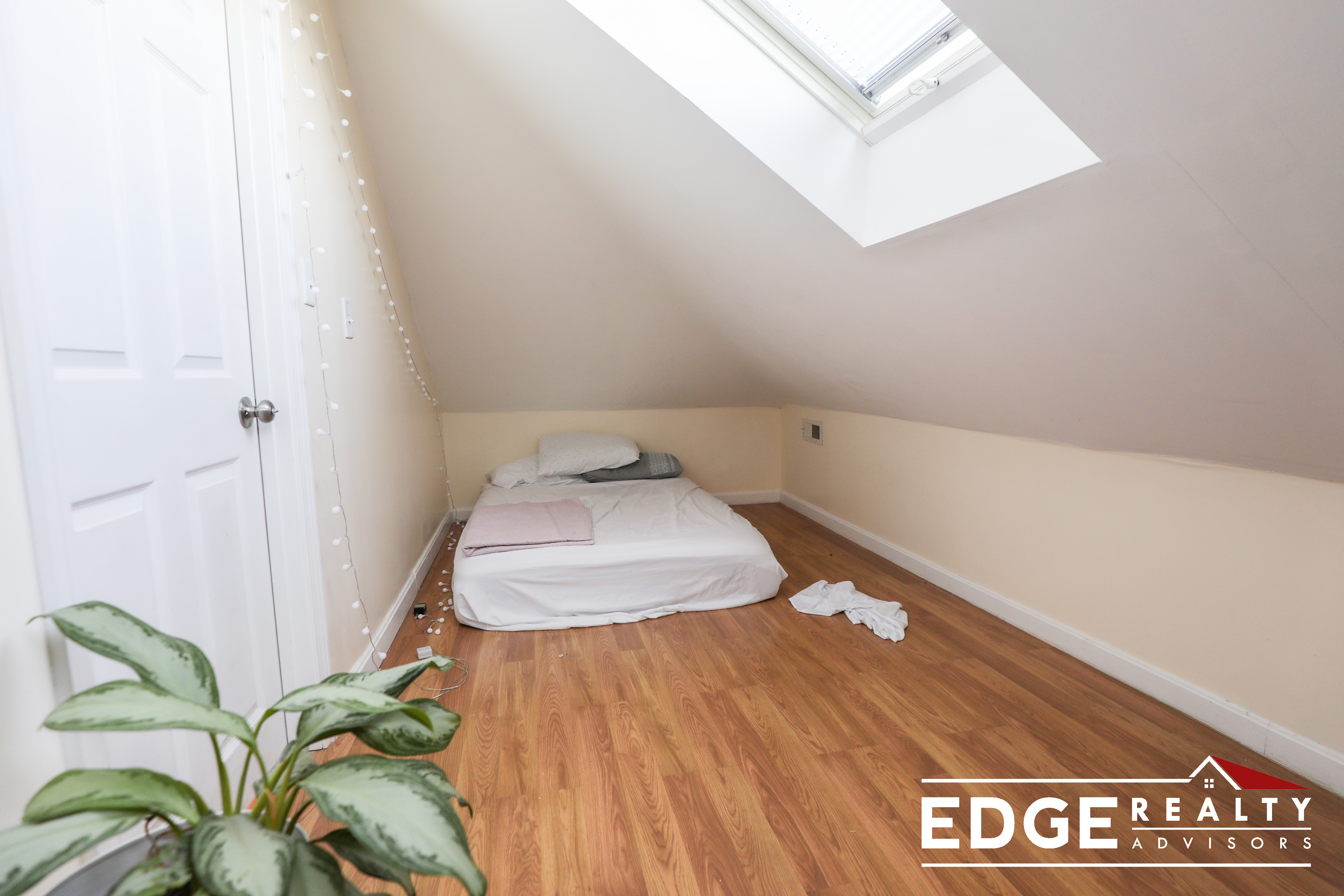 7 Greylock Rd, Allston