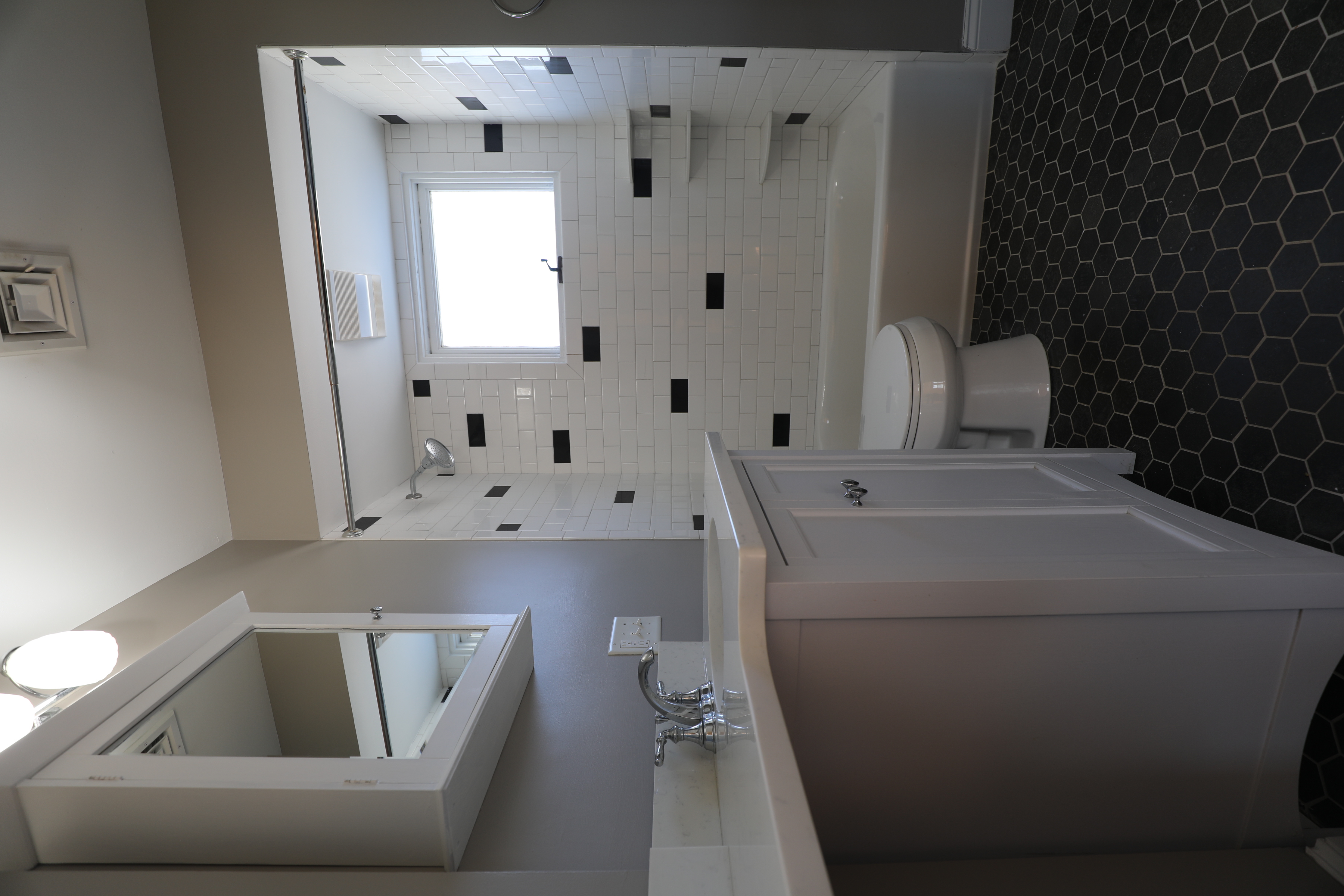 38 Waverley Ave, Watertown