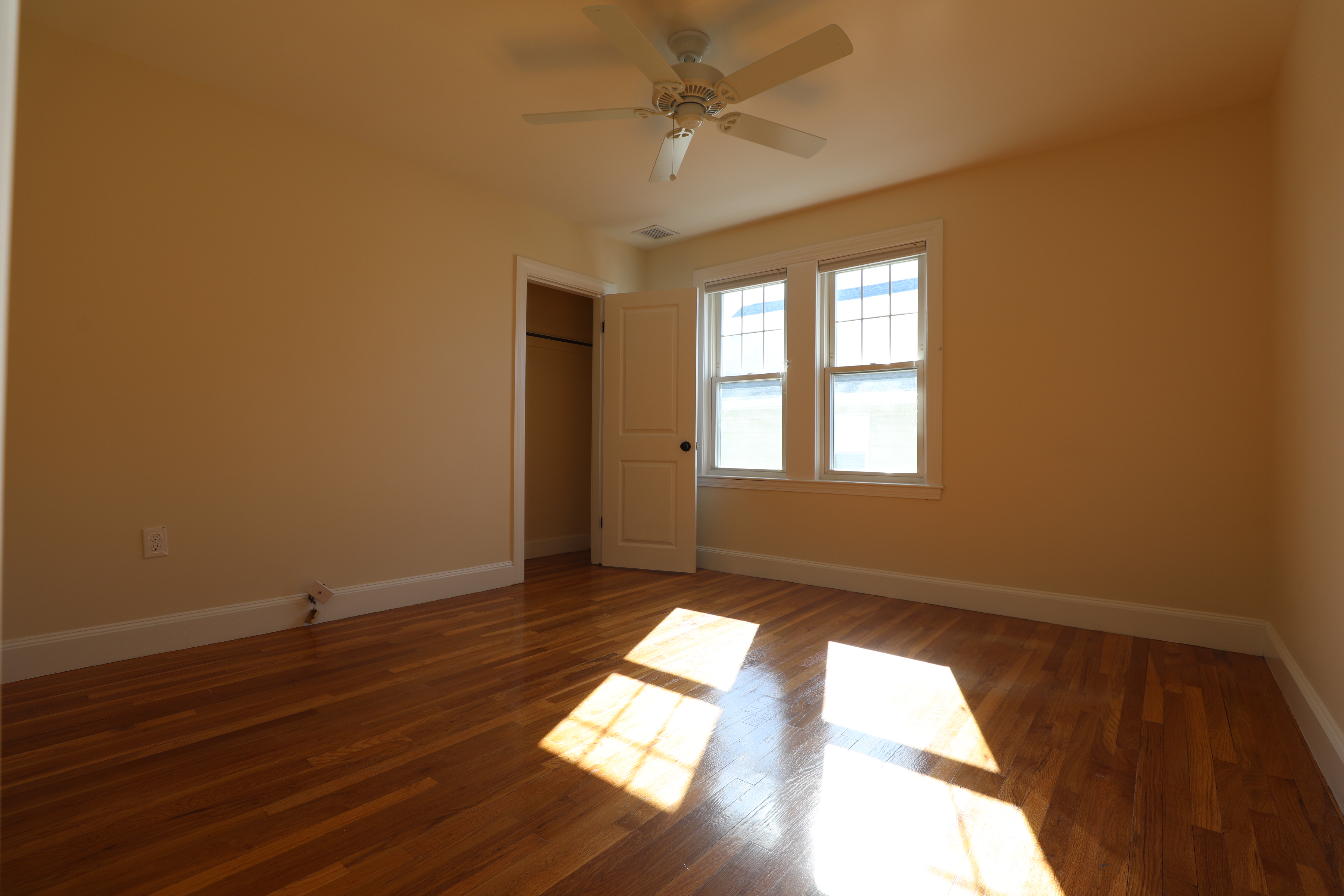 38 Waverley Ave, Watertown