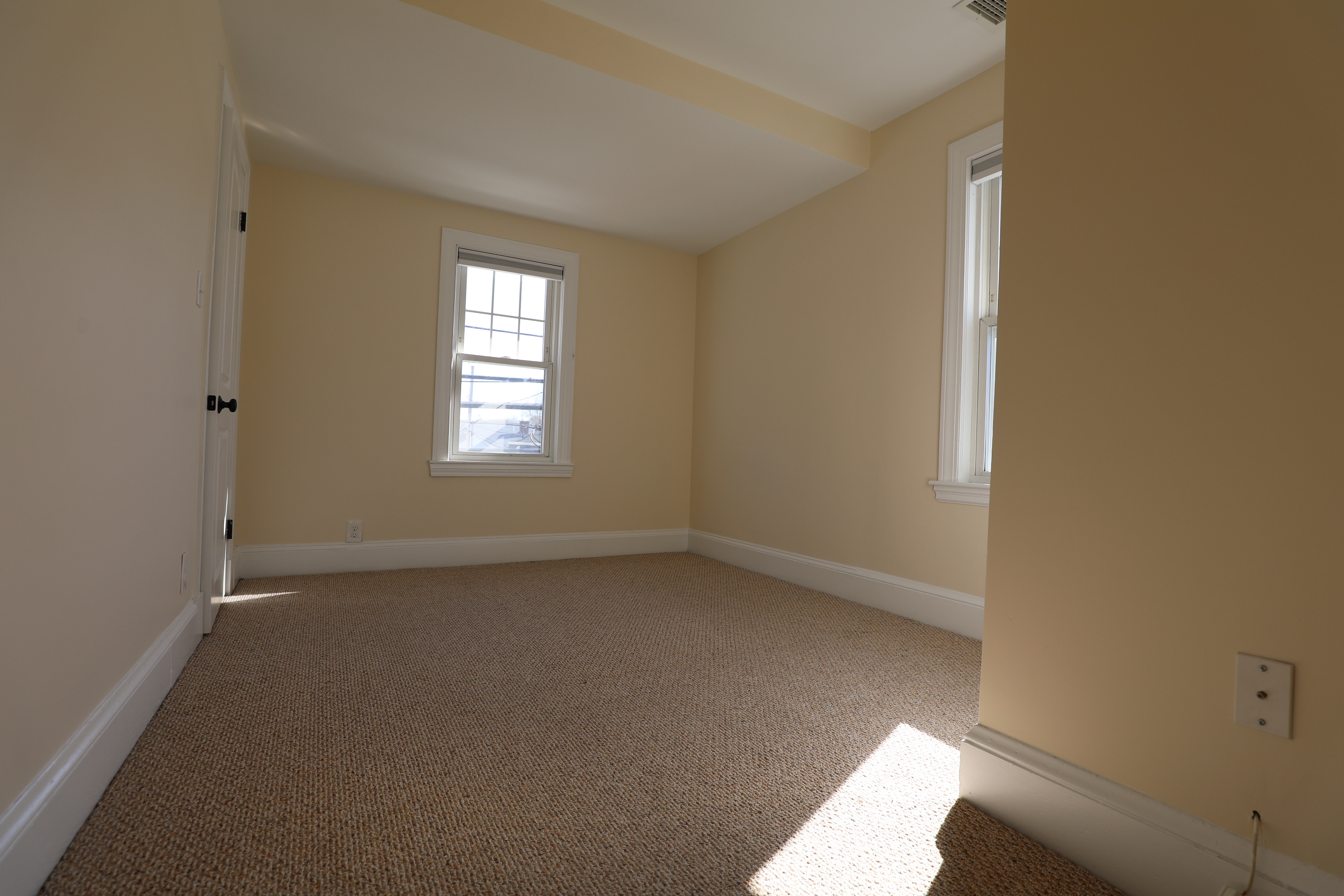 38 Waverley Ave, Watertown