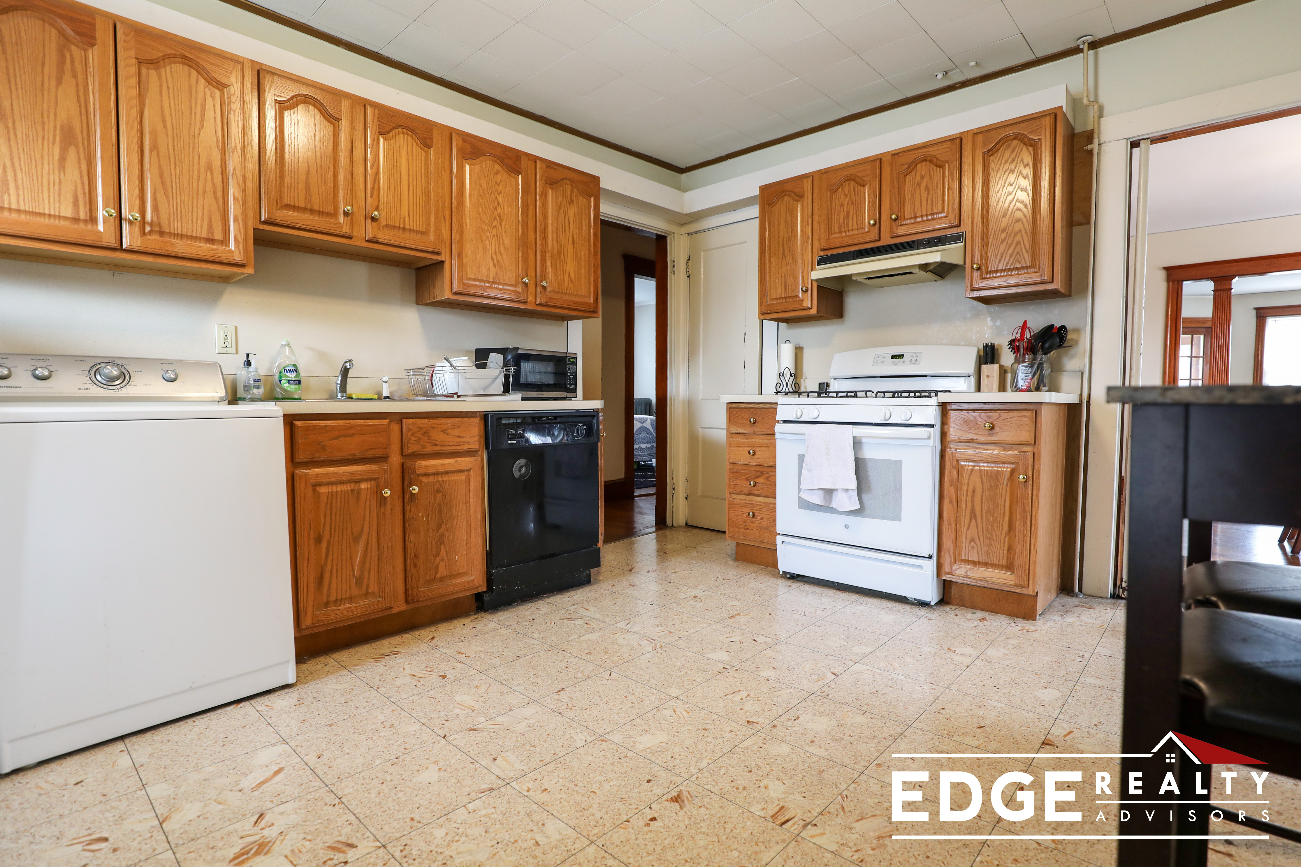 494 Washington St, Brighton