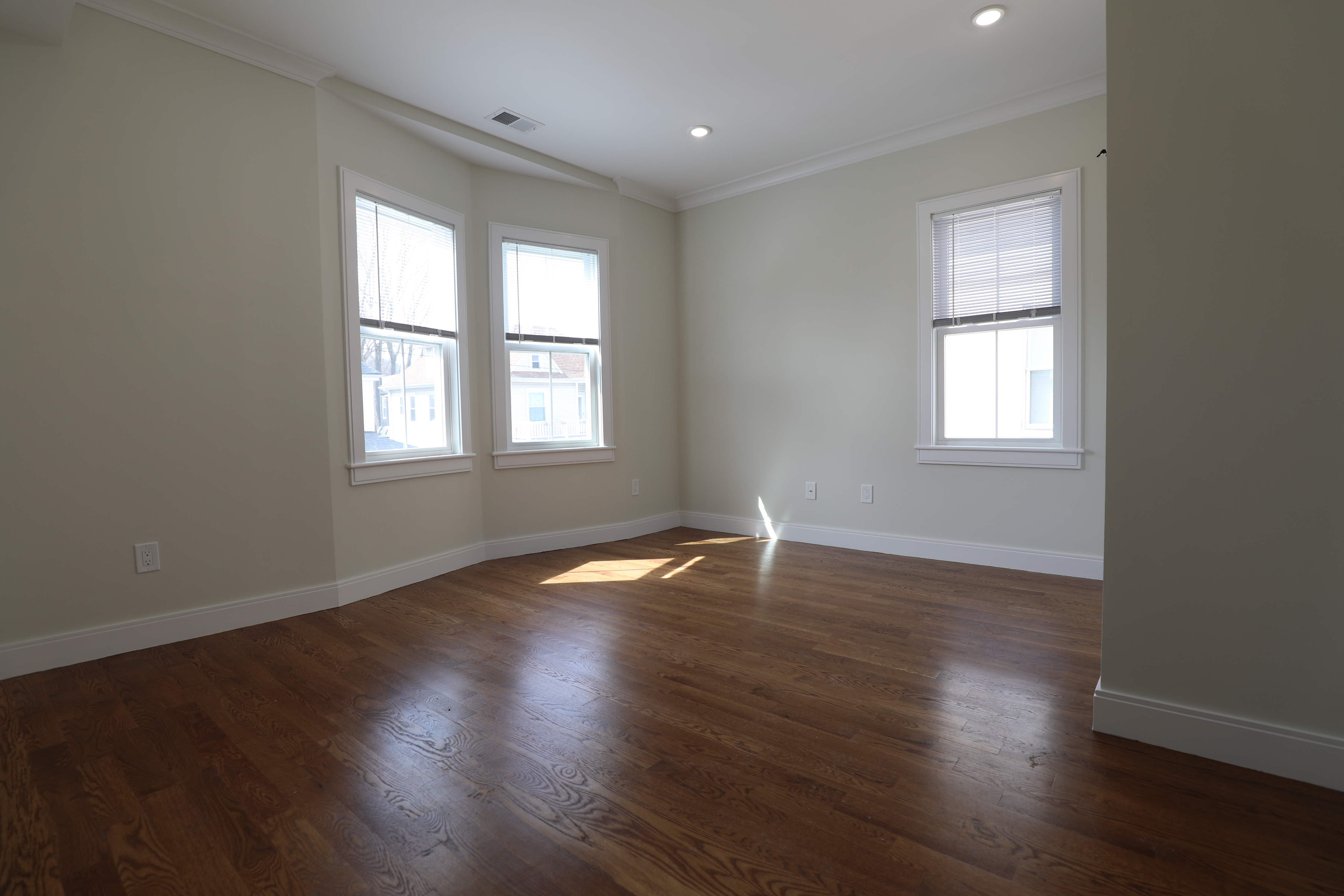 12 Falkland St, Brighton