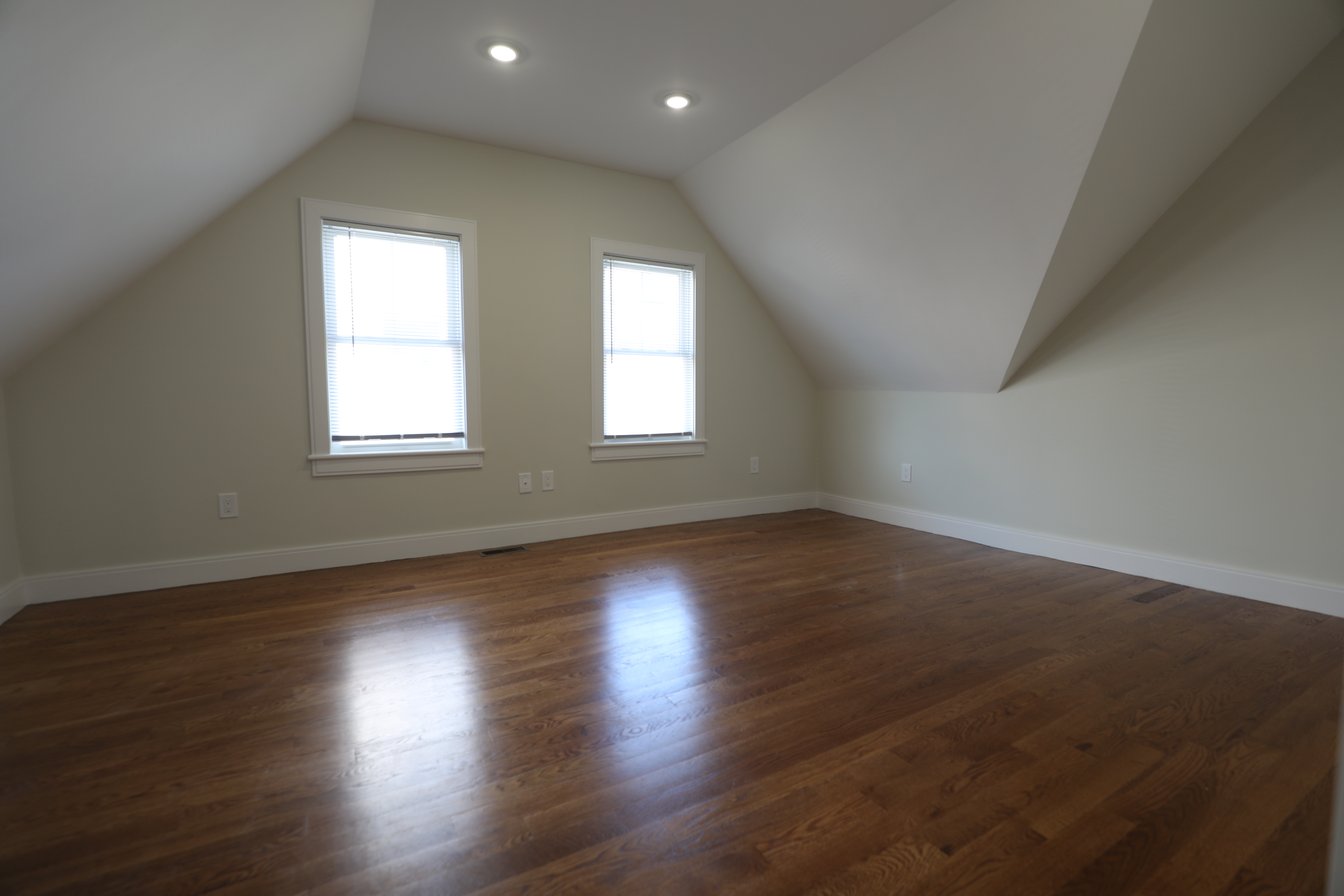 12 Falkland St, Brighton