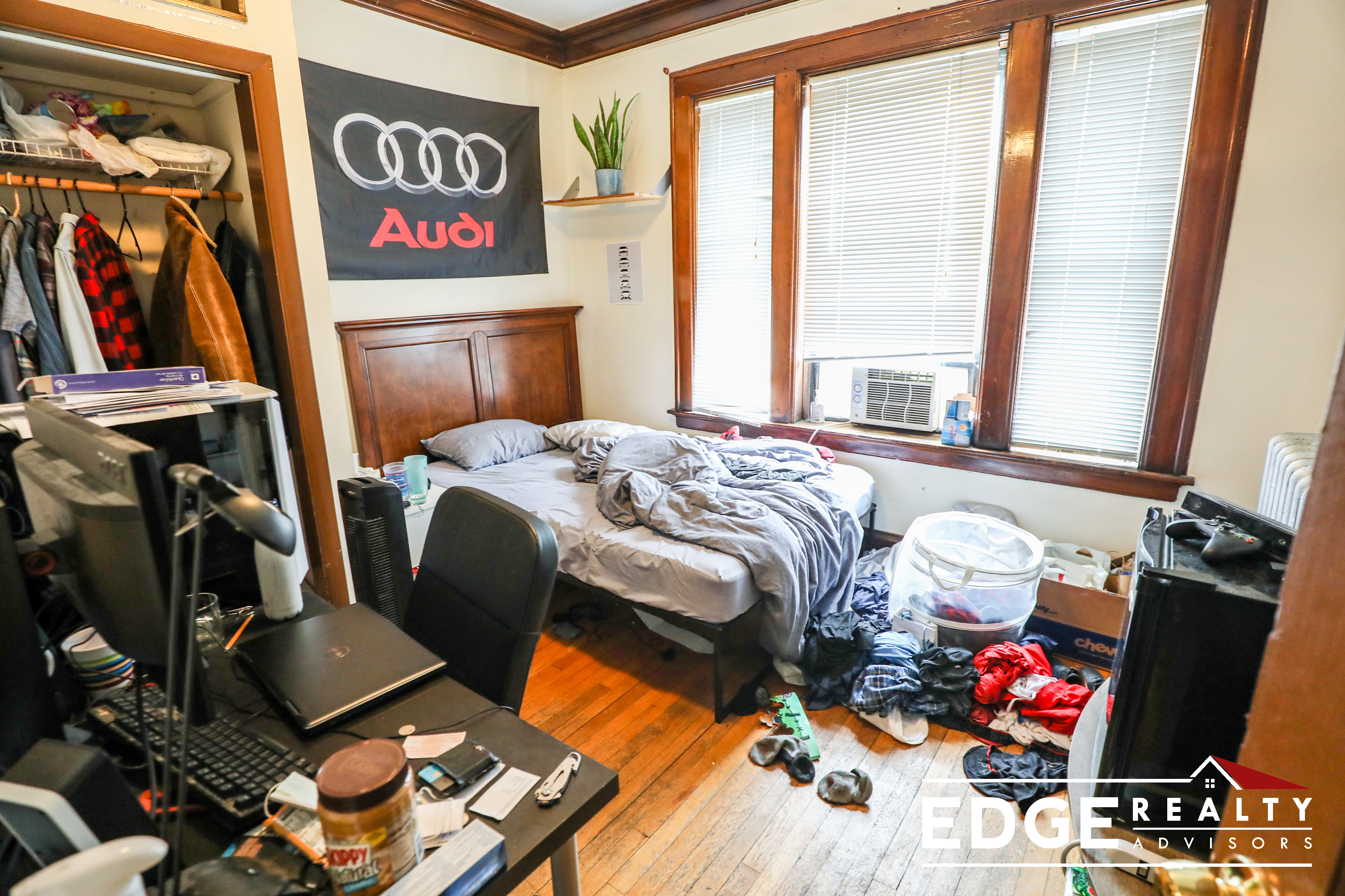 21 Park Vale Ave, Allston