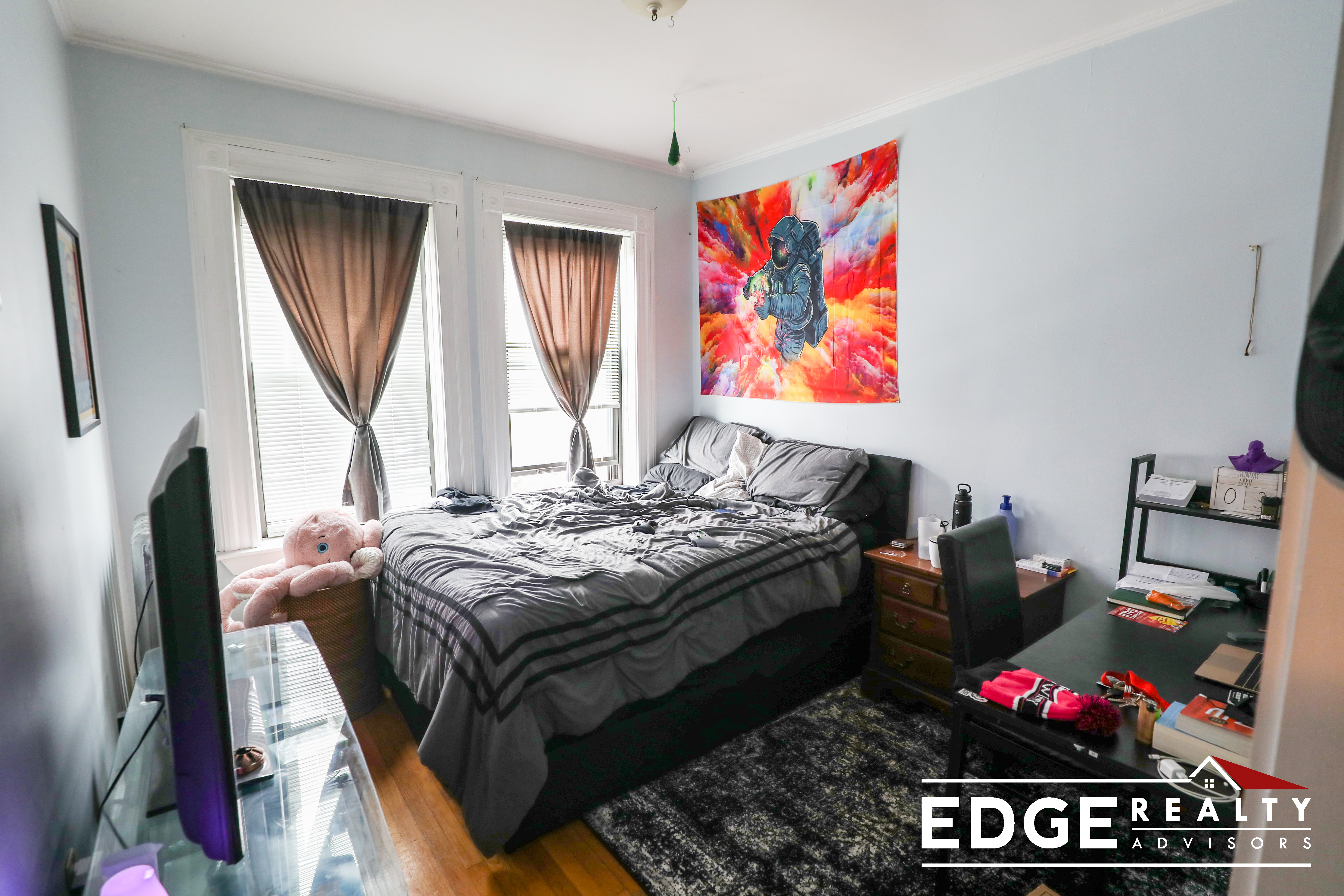 21 Park Vale Ave, Allston