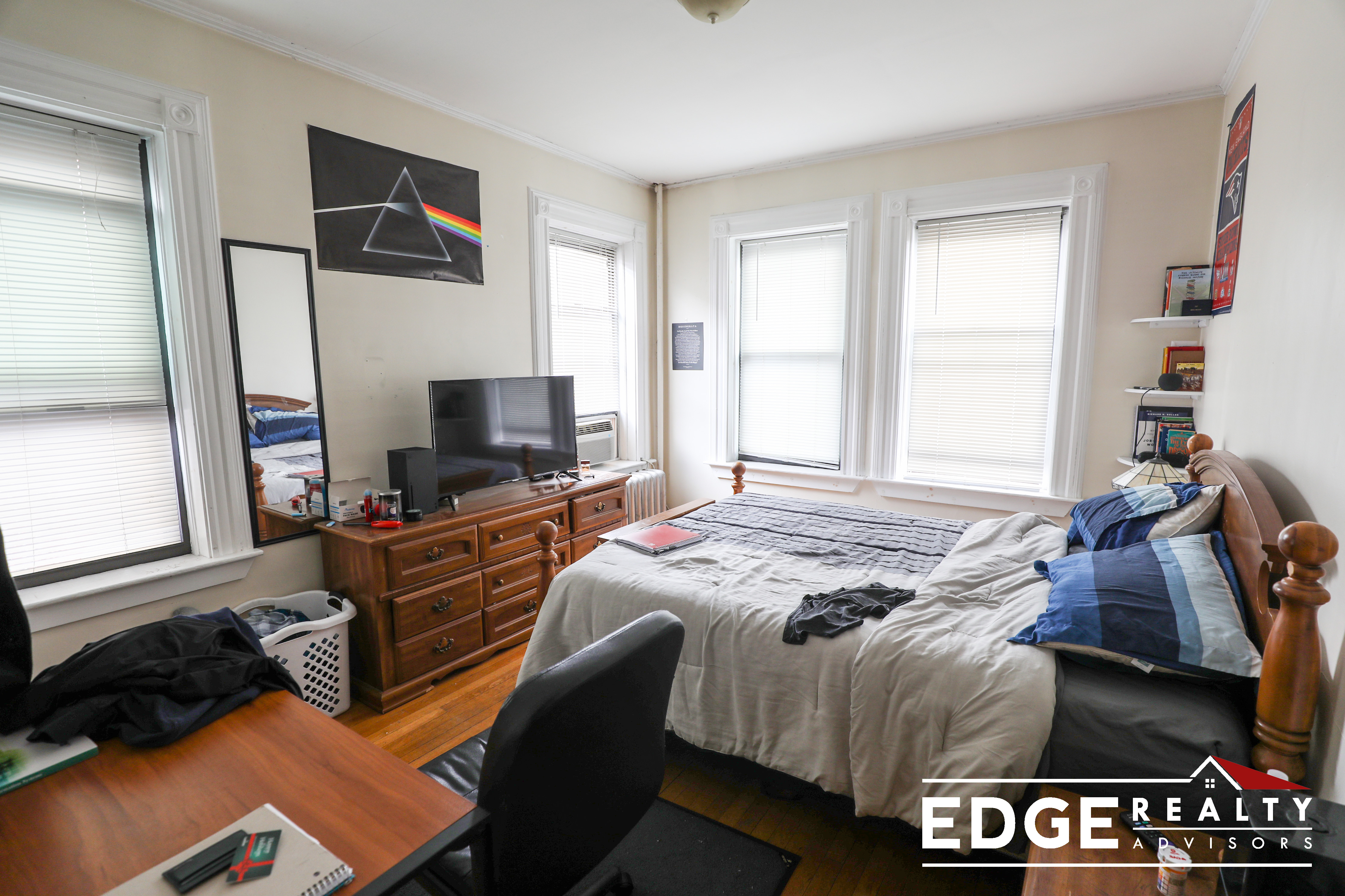 21 Park Vale Ave, Allston