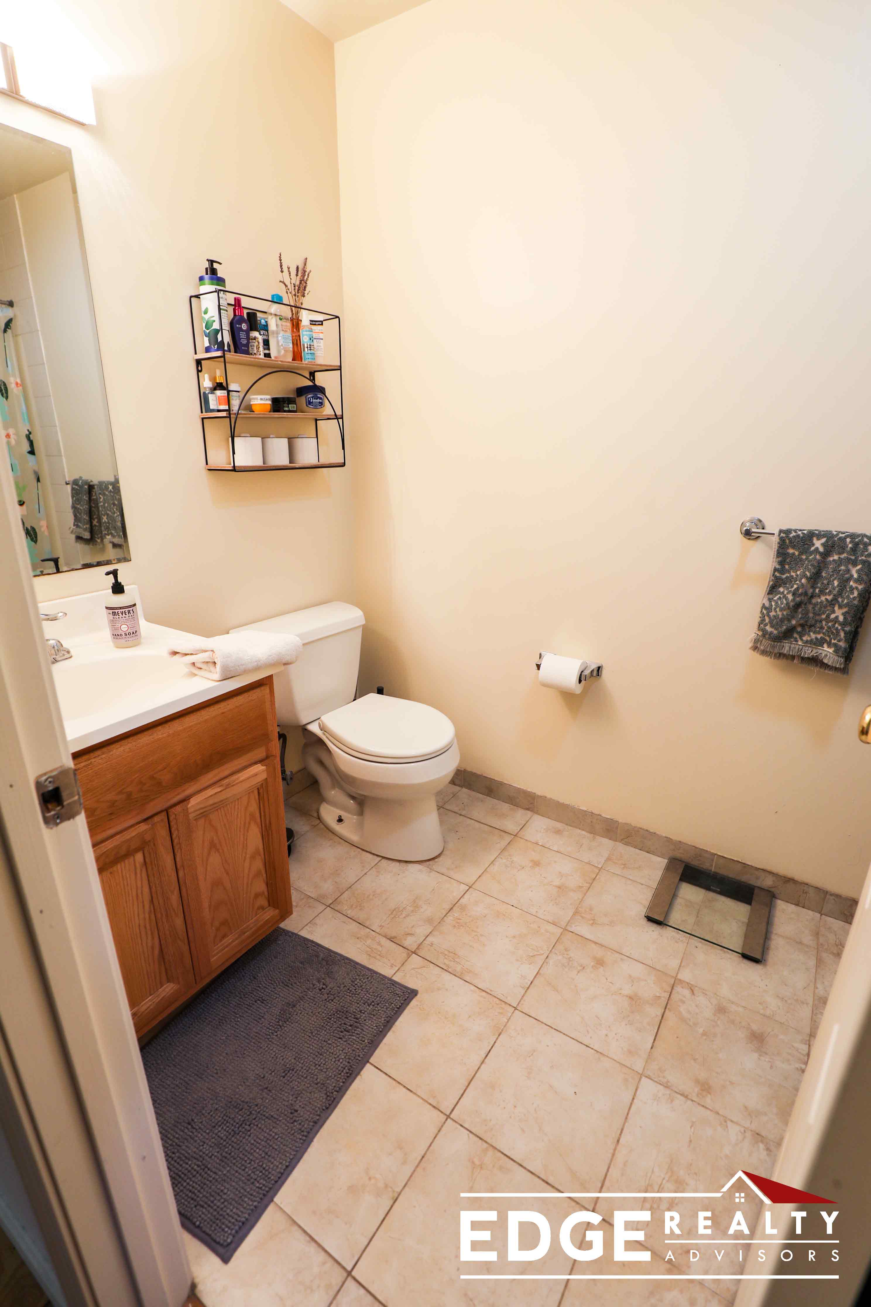 36 Raymond St, Allston