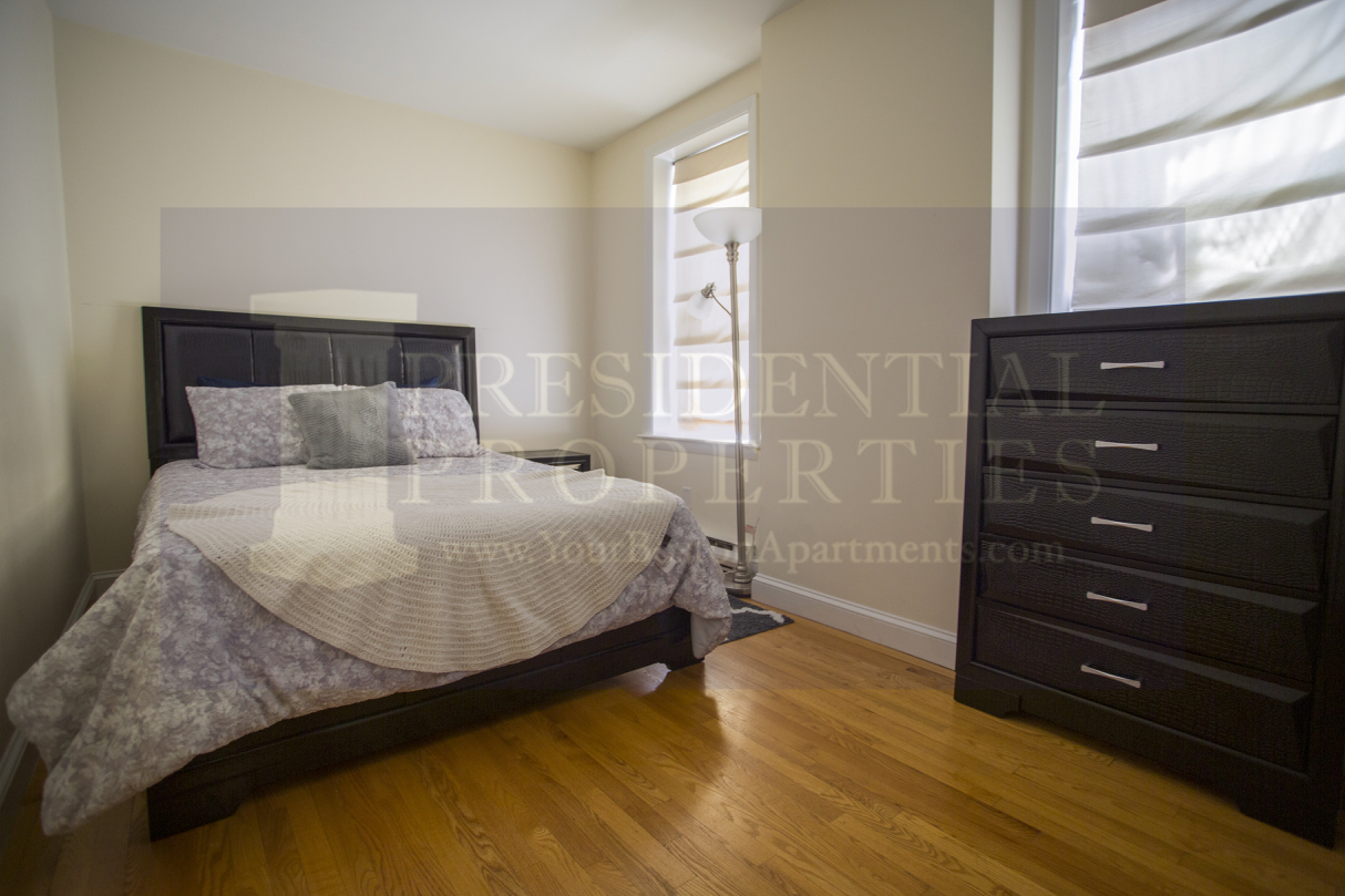 90 Saint Botolph St, Back Bay