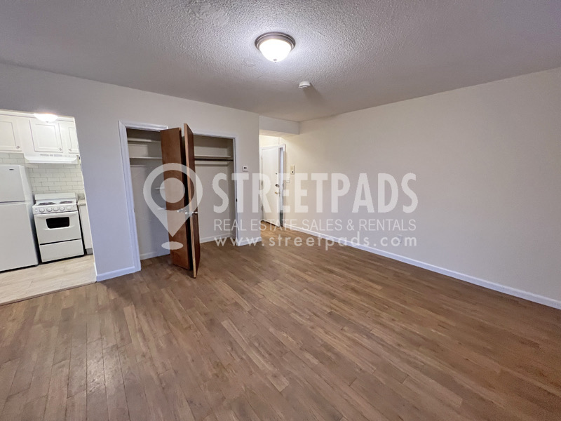 2018 Commonwealth Ave, Brighton