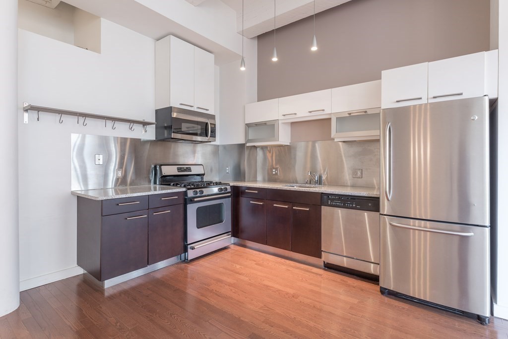 88 Kingston St, Midtown