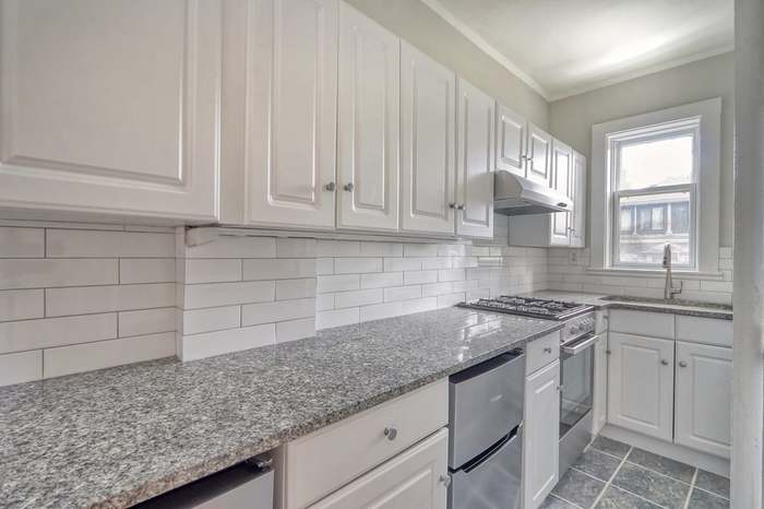 10 Dana St, Harvard Square
