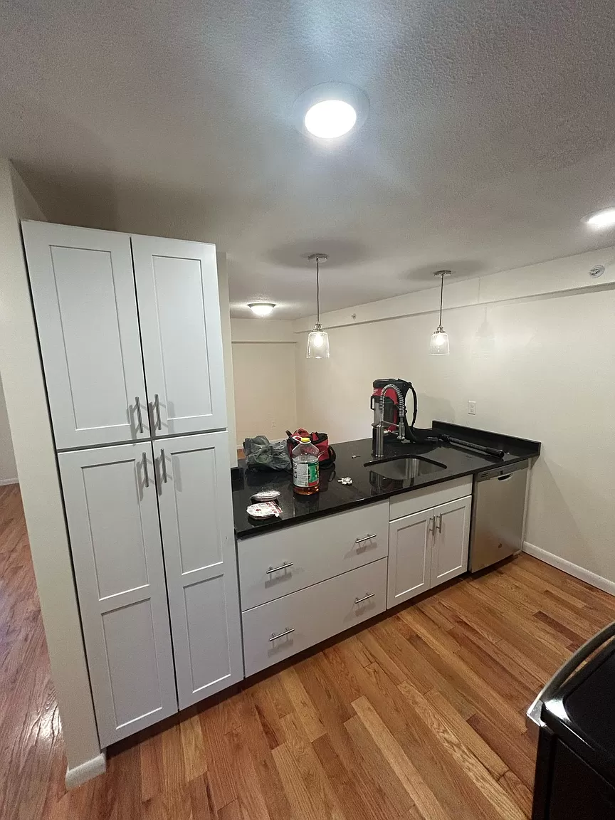 520 Main St, Banks Square