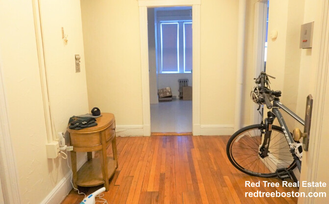 1800 Commonwealth Ave, Brighton