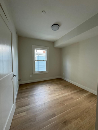 208-210 Banks St, Riverside