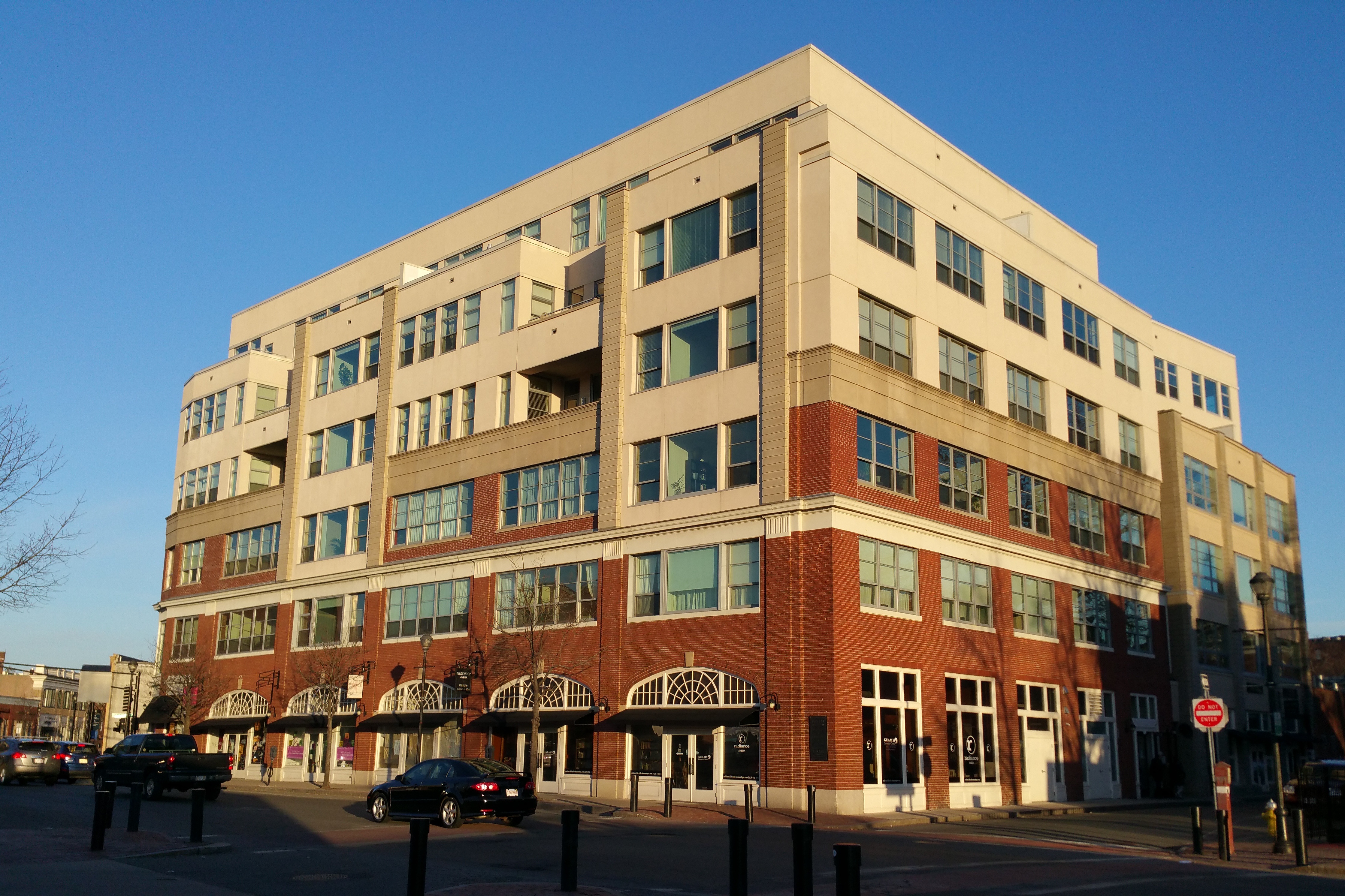 51 Lafayette St, New Salem