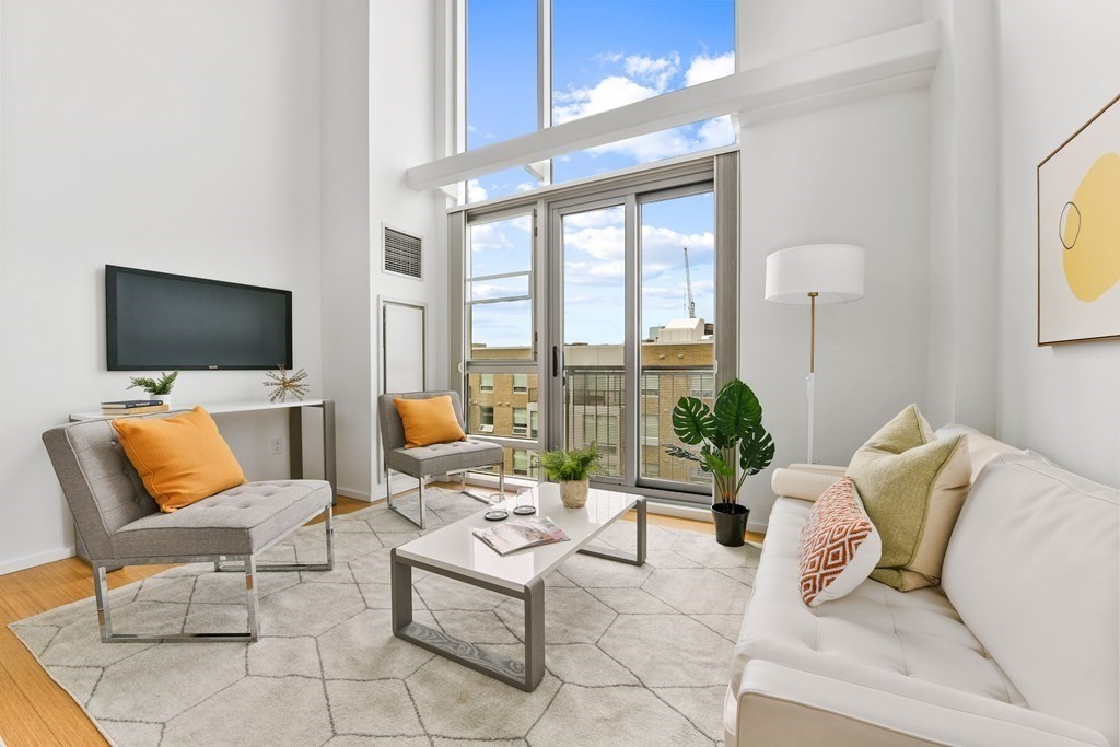 1 Earhart St, East Cambridge