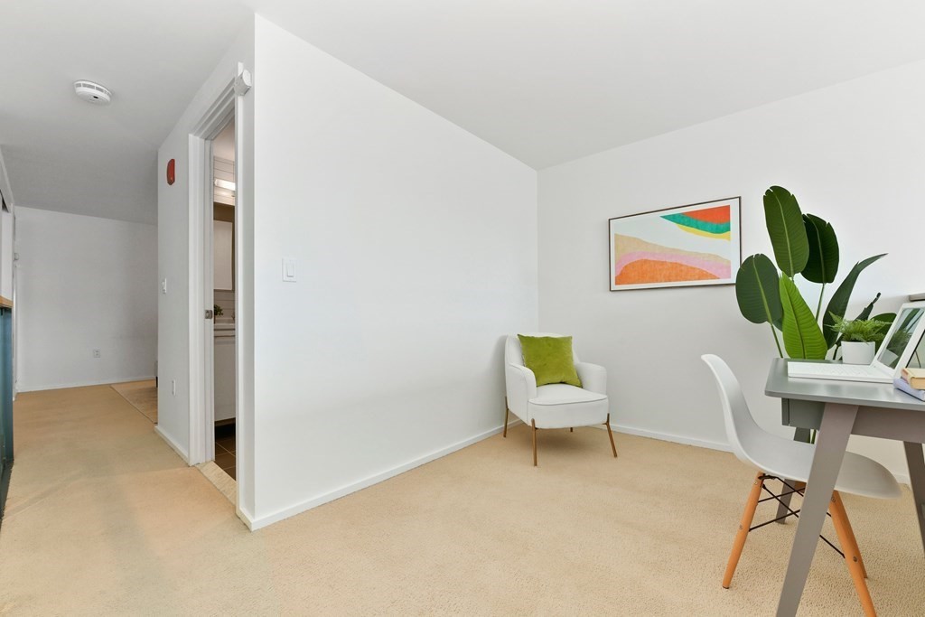 1 Earhart St, East Cambridge