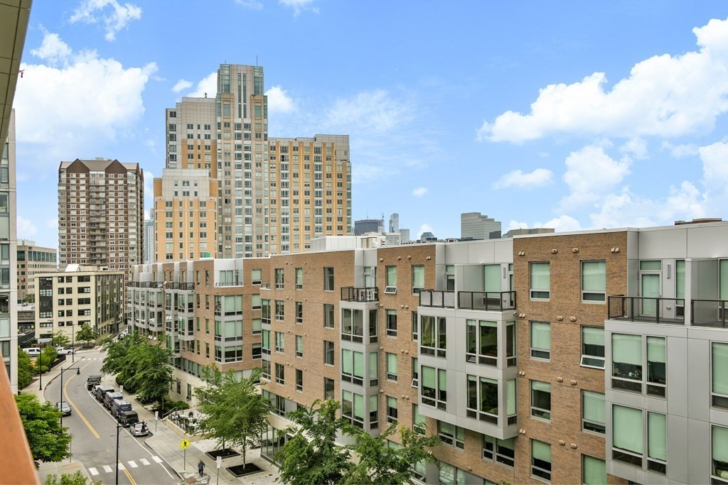 1 Earhart St, East Cambridge