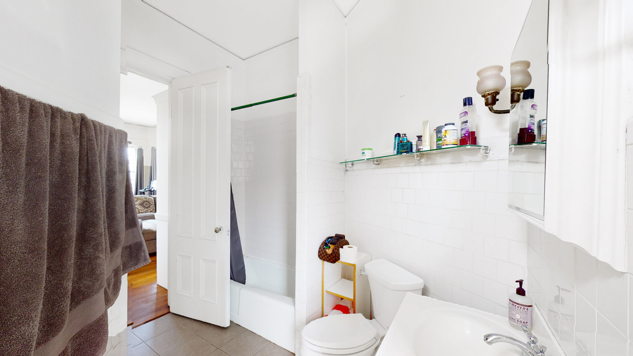 1 Gloucester St, Back Bay