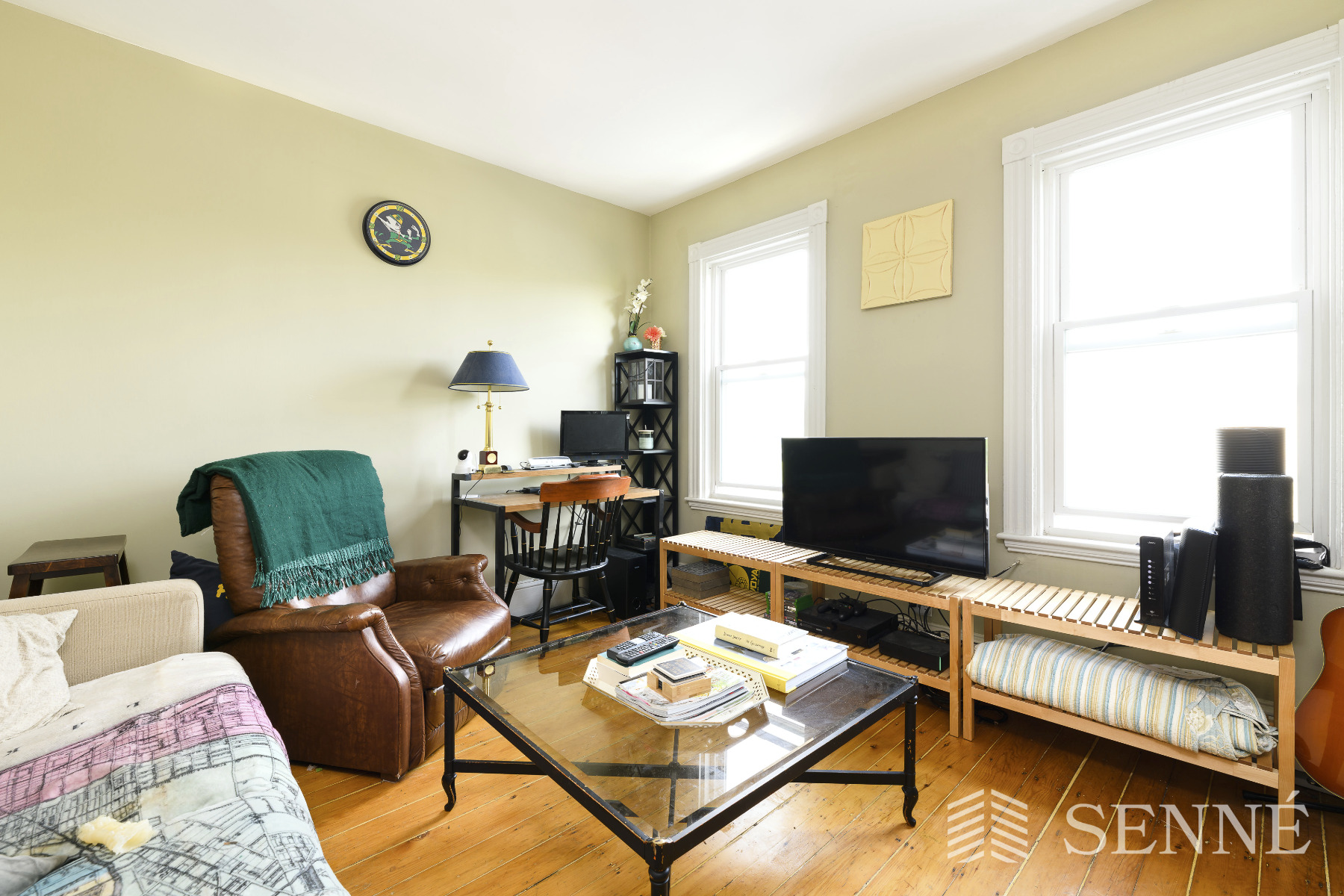 1 Hampshire Ct, Mid Cambridge