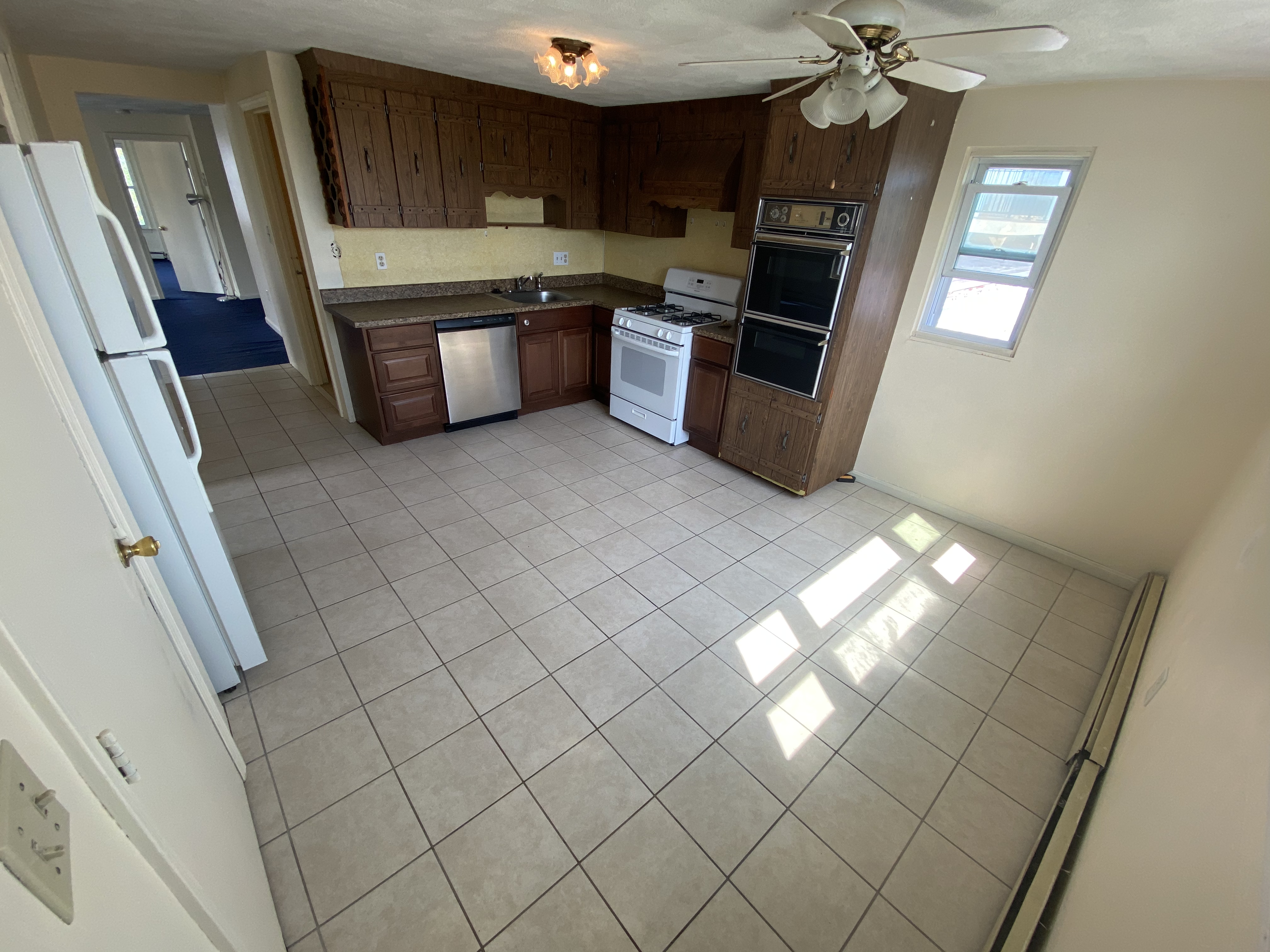 477 Sumner St, East Boston