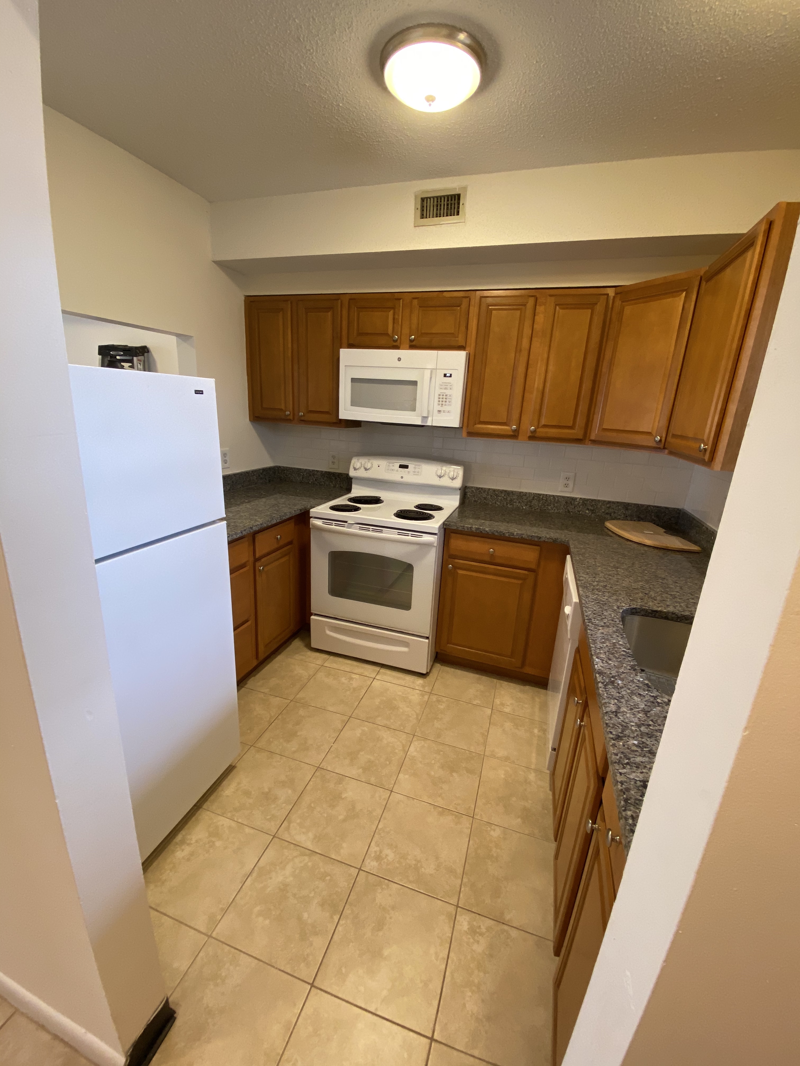 65 Riverside Ave, Medford