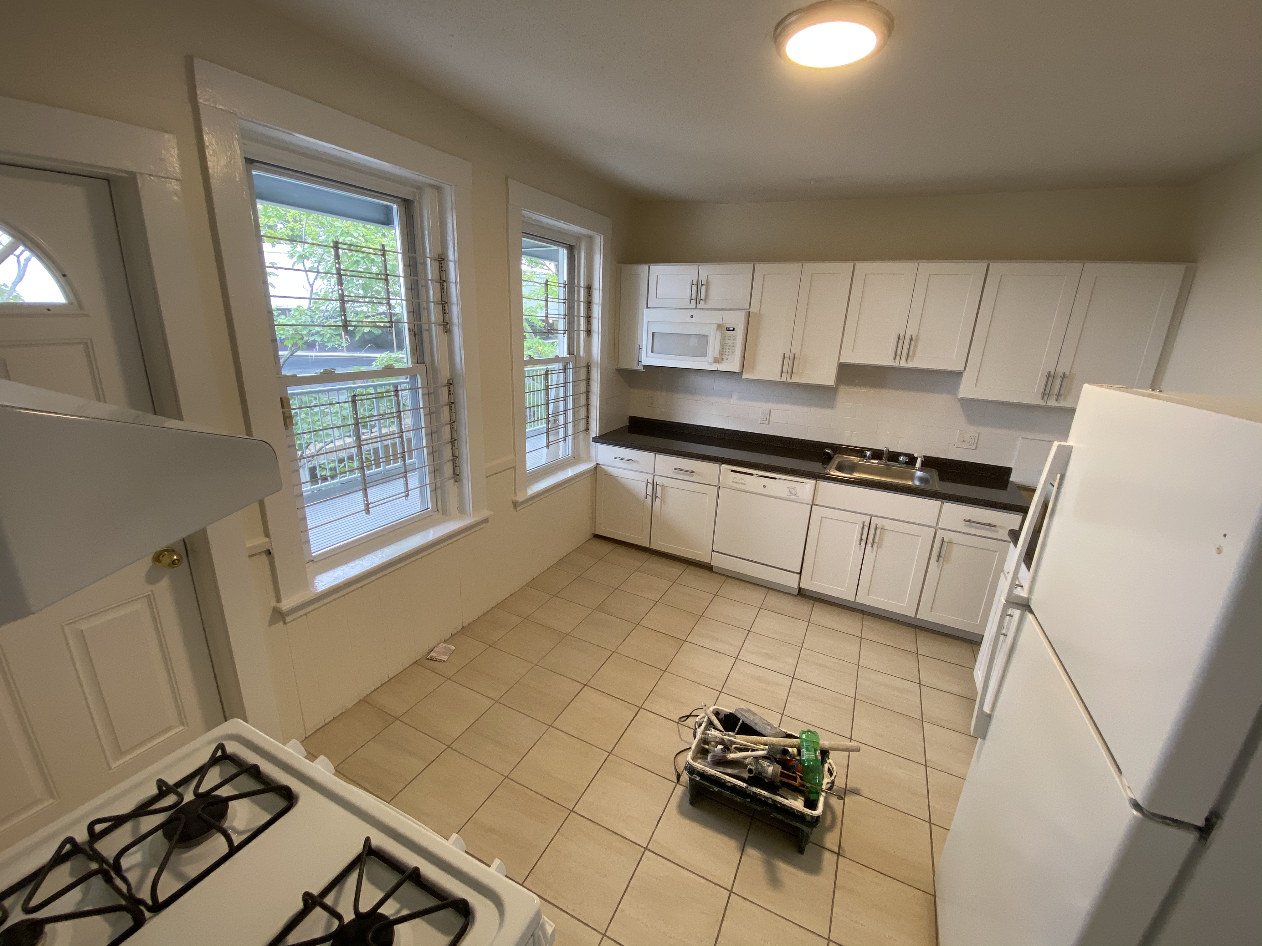 6 Barrows St, Allston