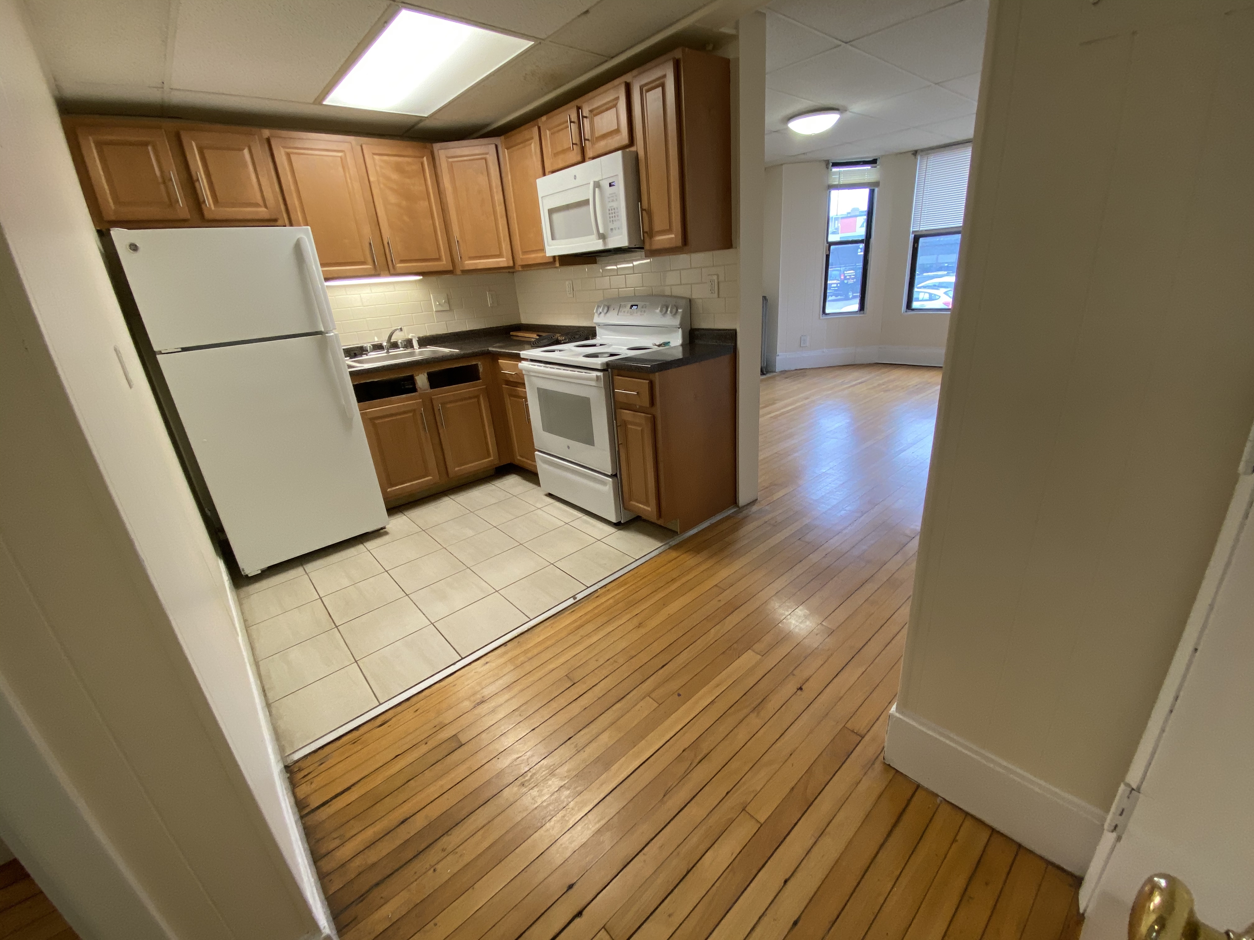 437 Cambridge St, Allston