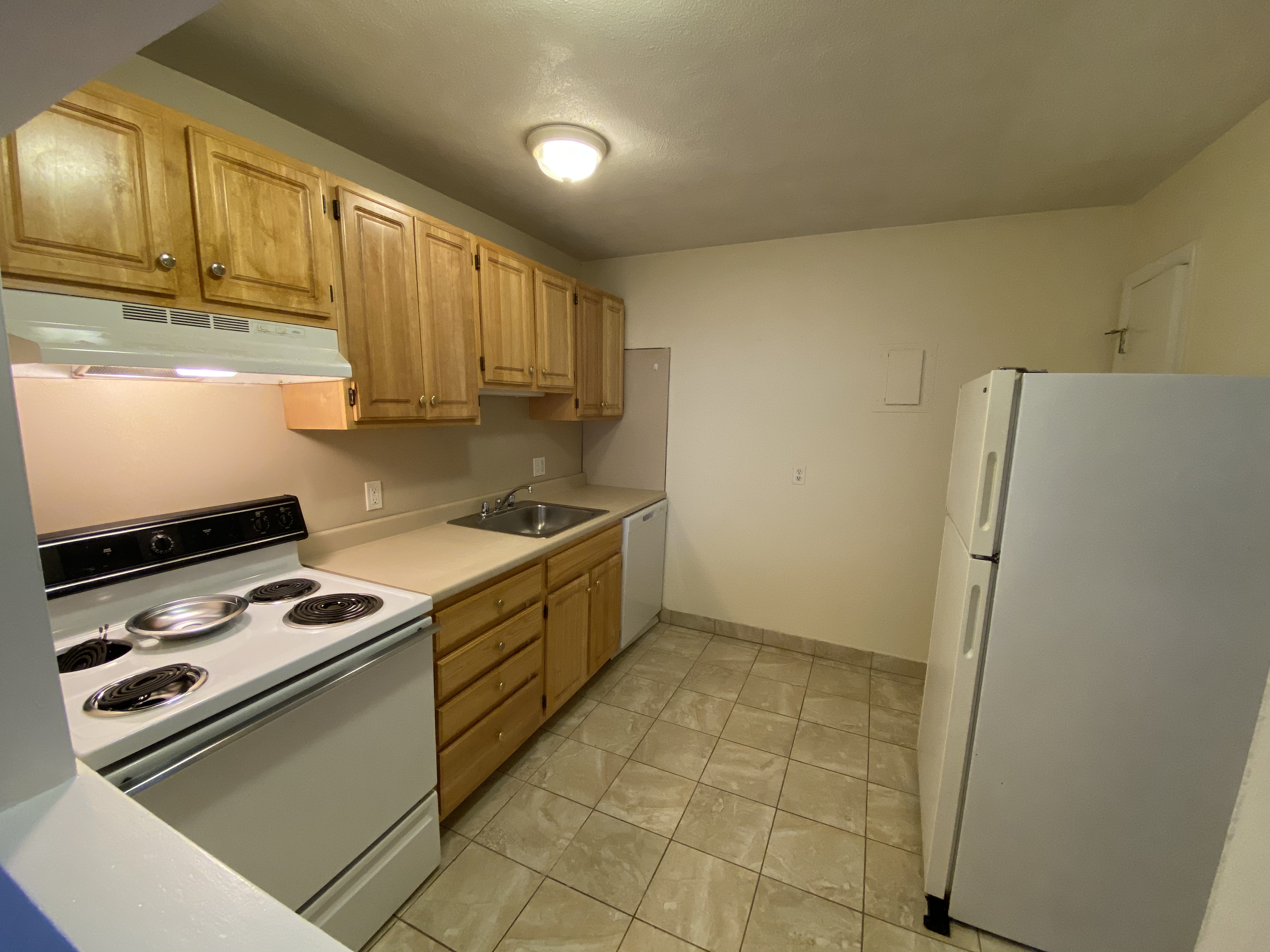 75 Gardner St, Allston