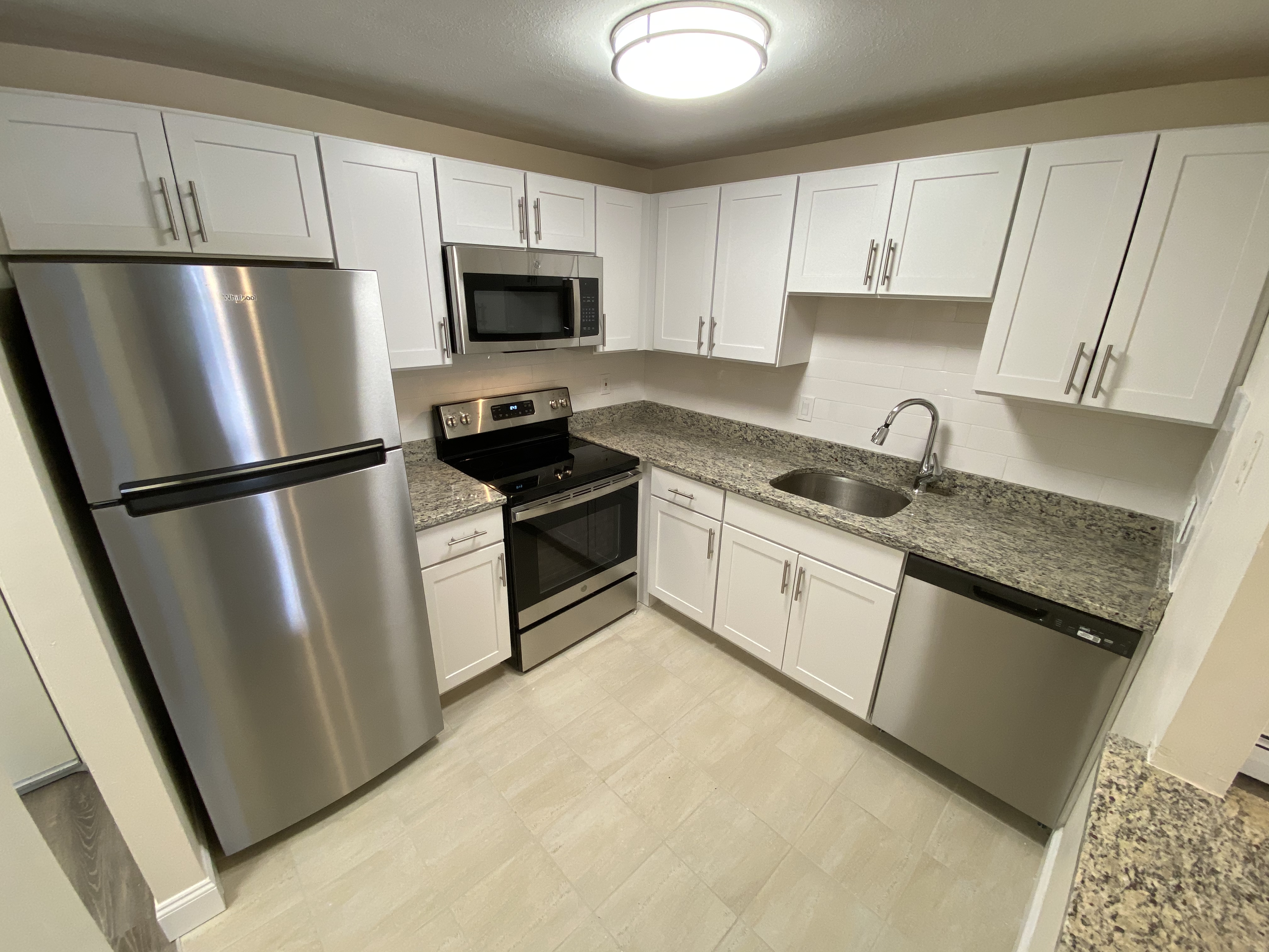 24 Whites Ave, Watertown