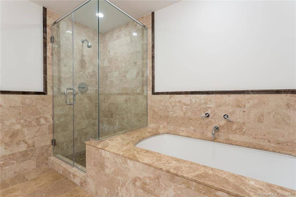 1 Broad St, Downtown Historic District