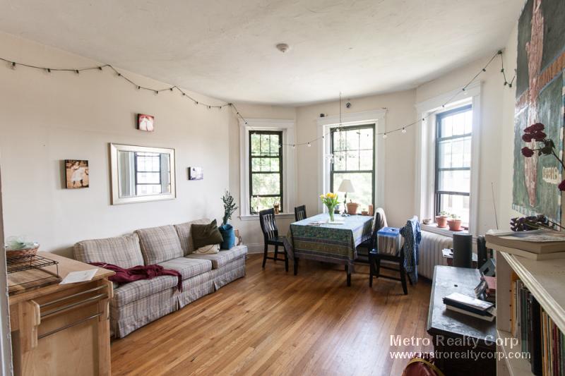 1560 Commonwealth Ave, Brighton