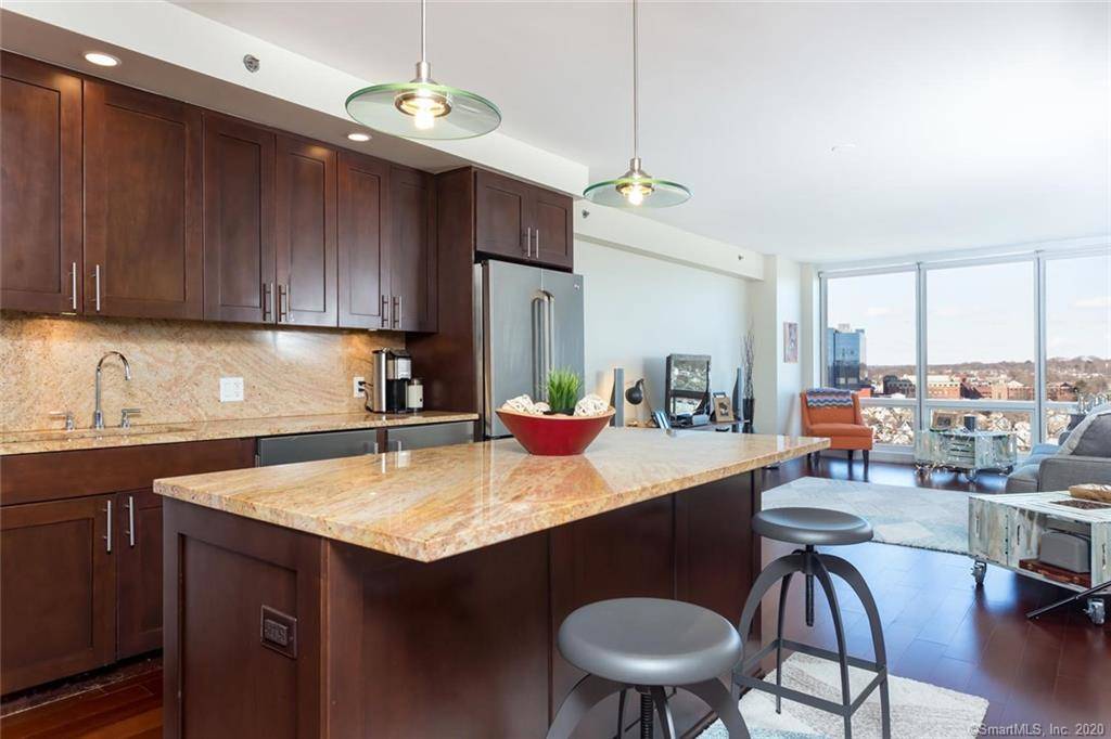 1 Broad St, Downtown Historic District