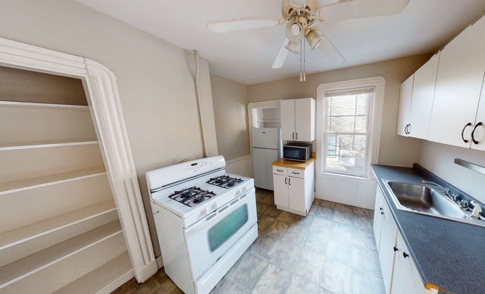 568 Green St, Mid Cambridge