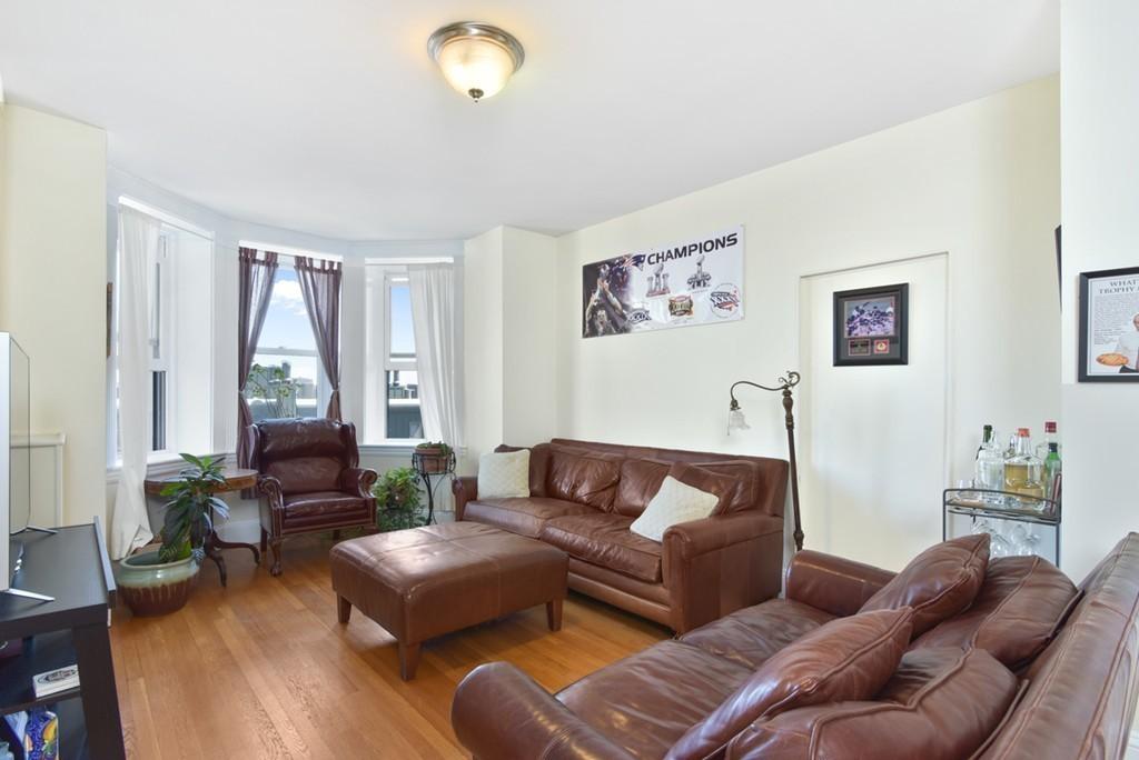 8 Garrison, Back Bay