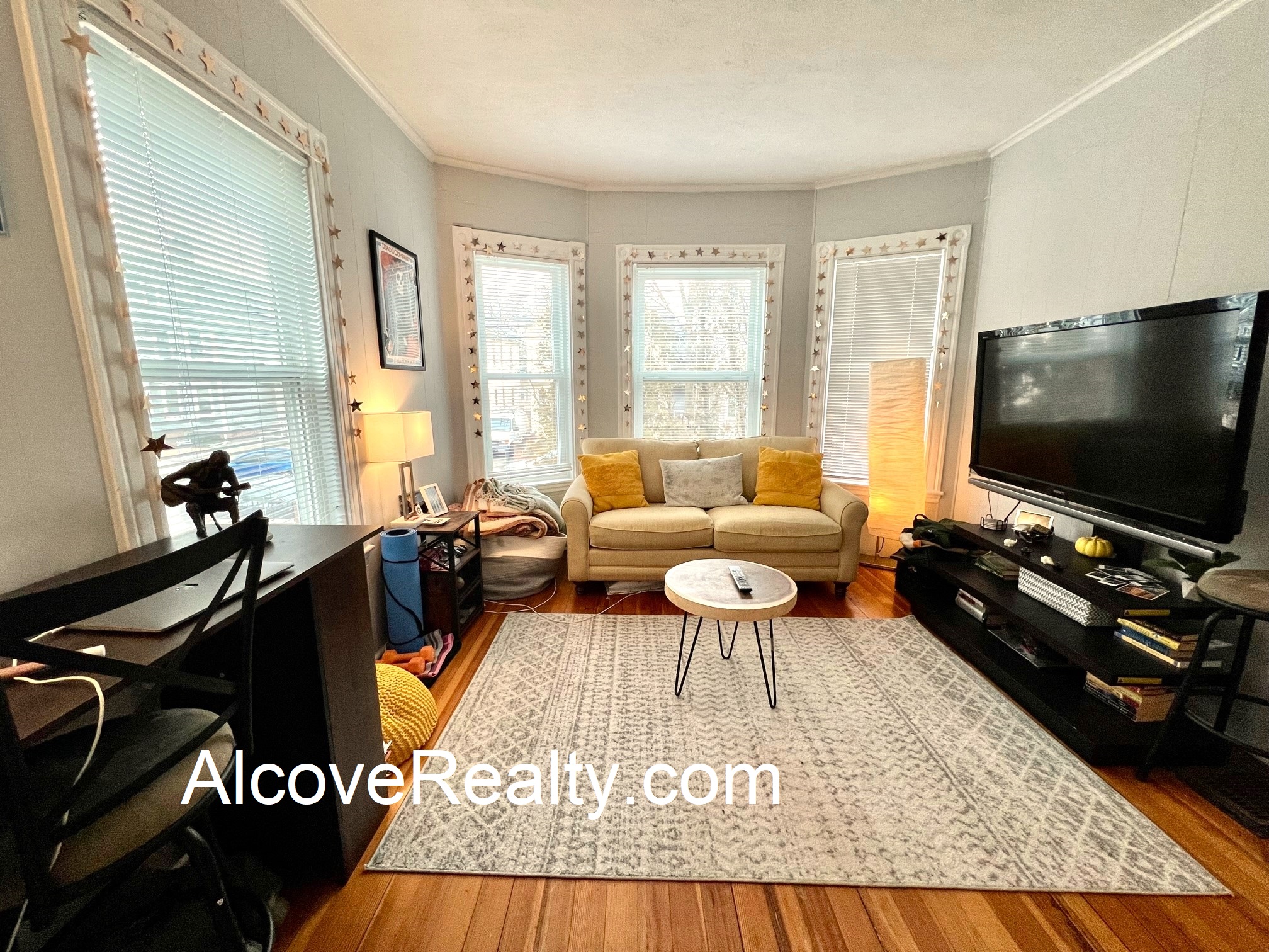 68 Raymond Ave, Teele Square