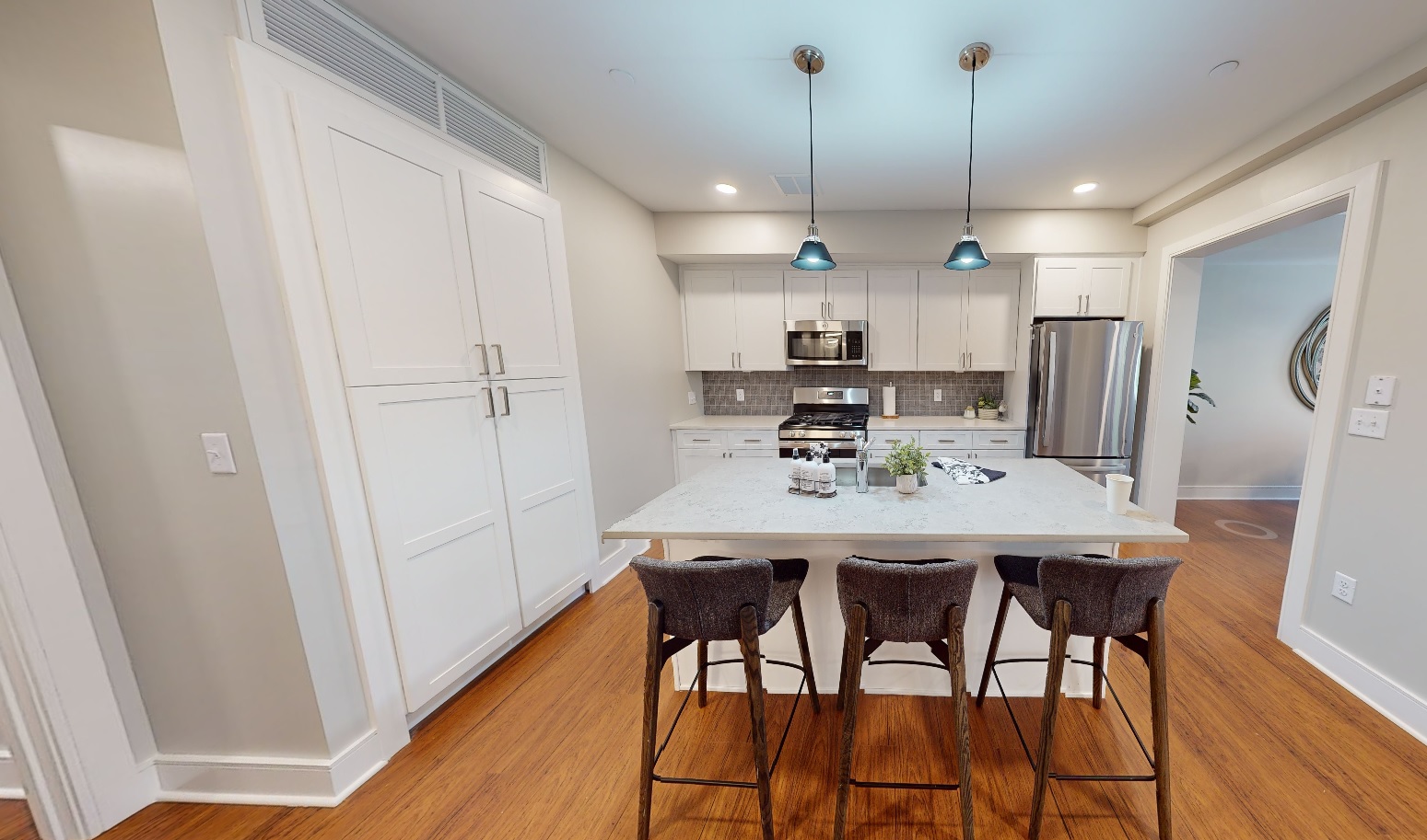 392 Harvard St, Mid-Cambridge