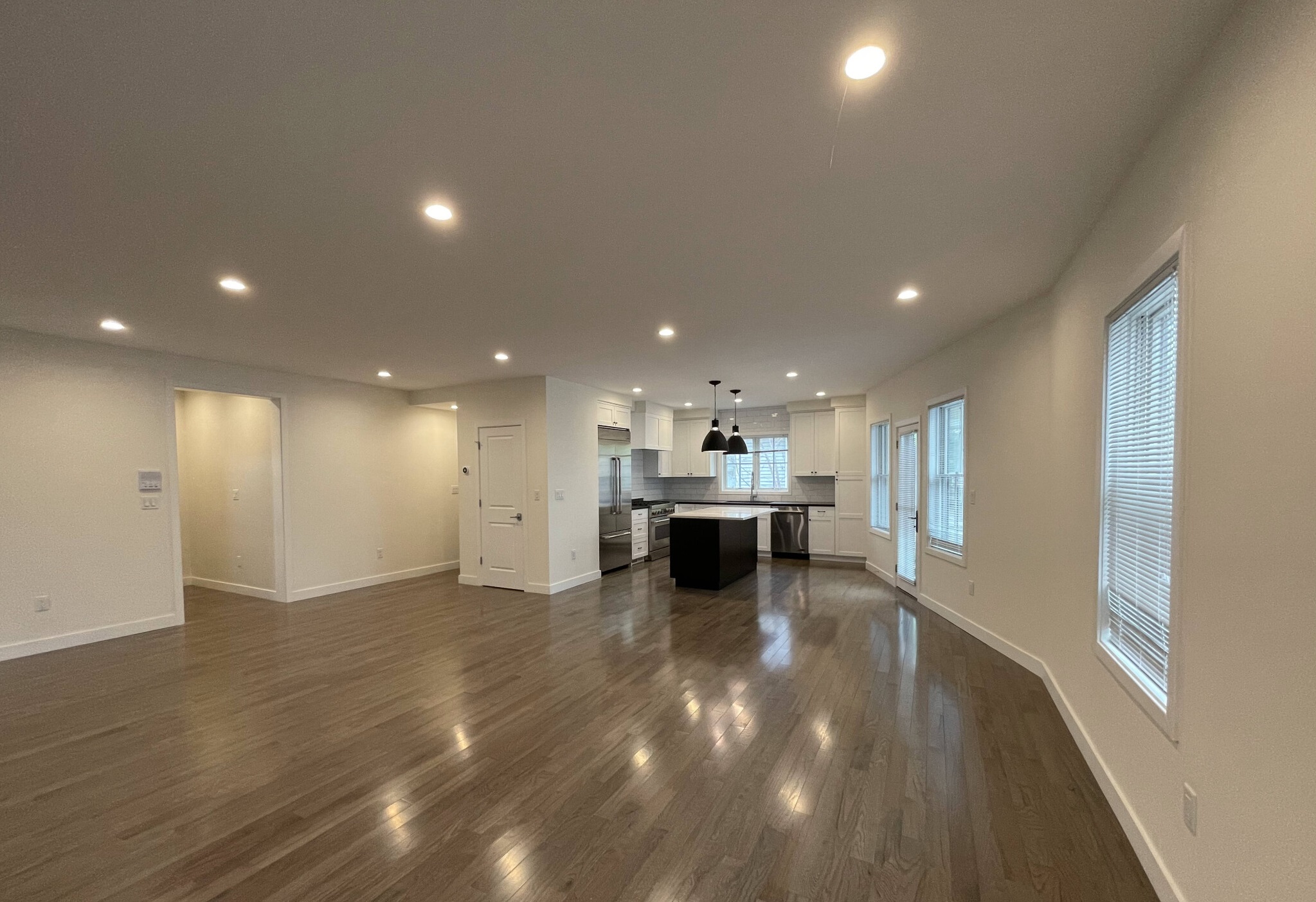 10 Emerson St, Ward Two