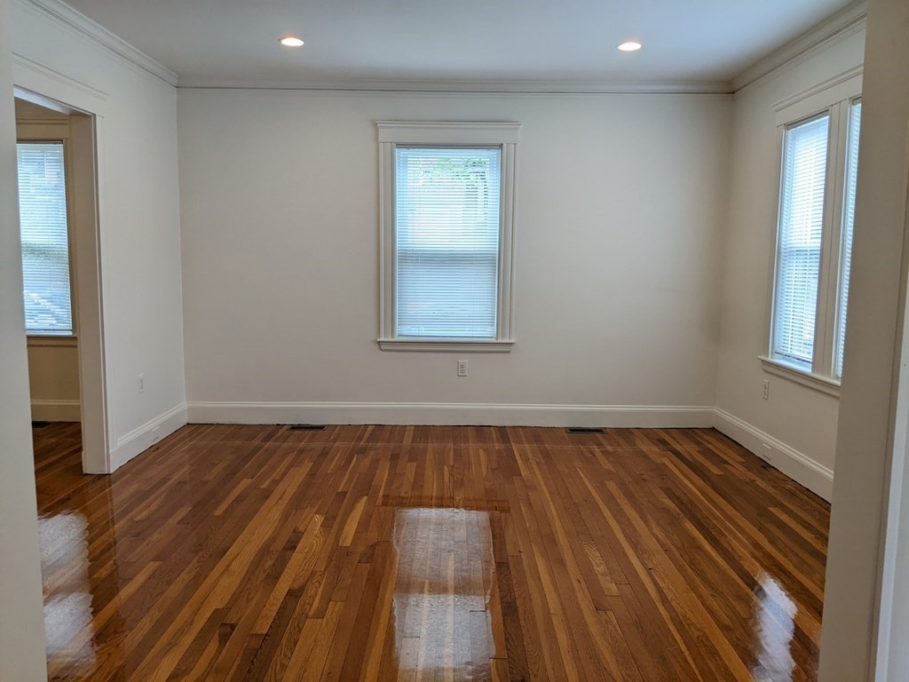 1 Hillview Ave, Roslindale