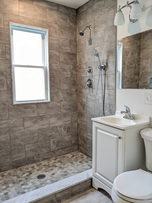 1 Hillview Ave, Roslindale