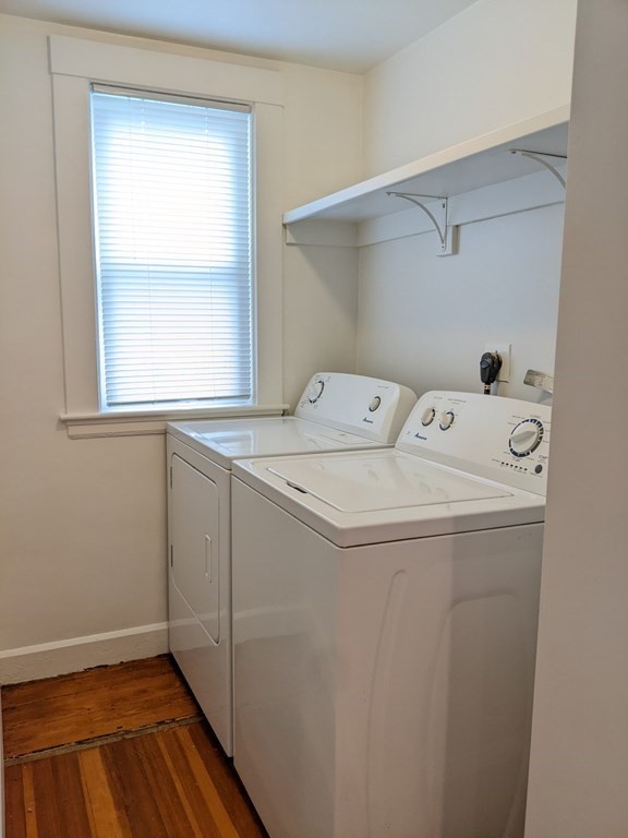 1 Hillview Ave, Roslindale