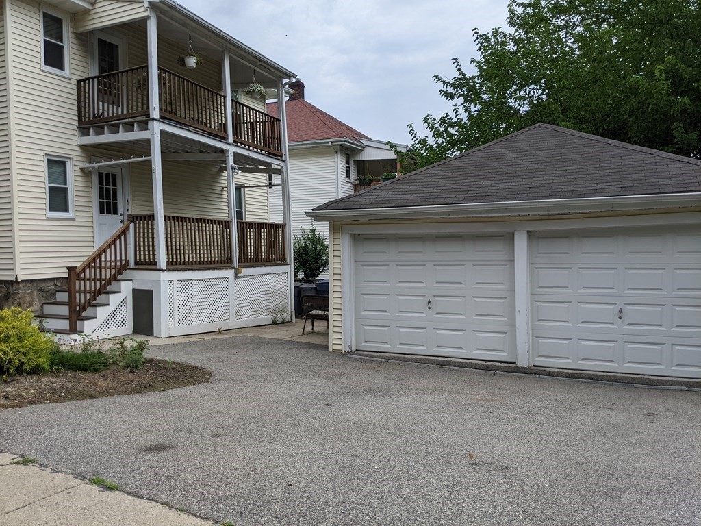 1 Hillview Ave, Roslindale