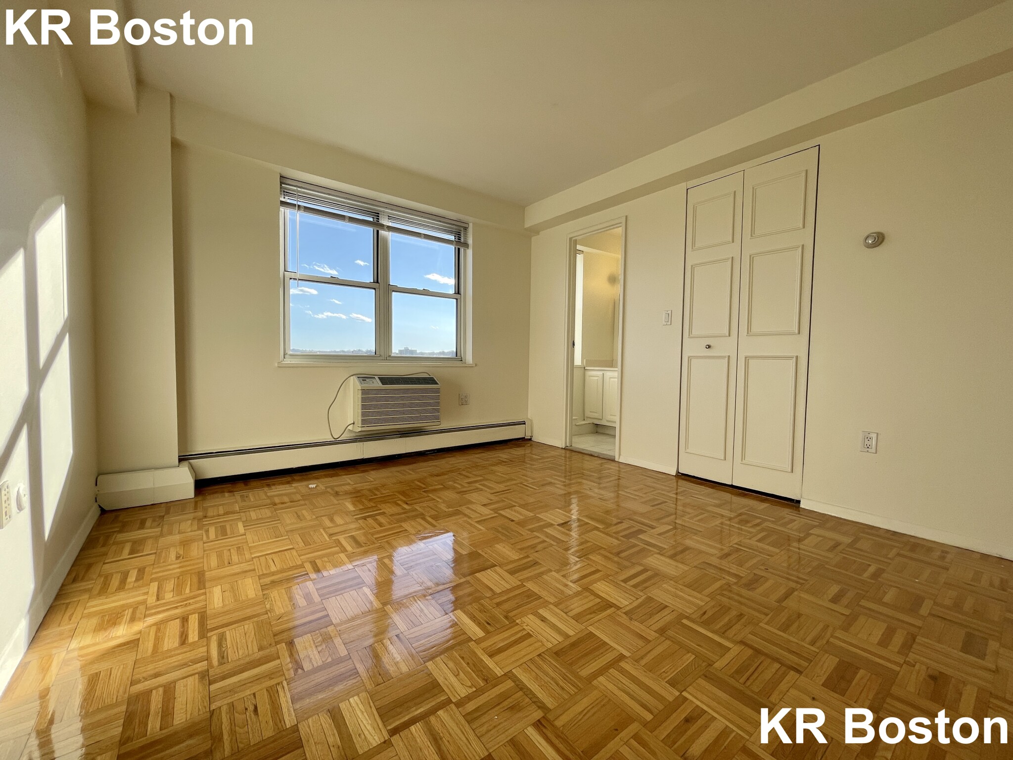 11 Manchester, Coolidge Corner